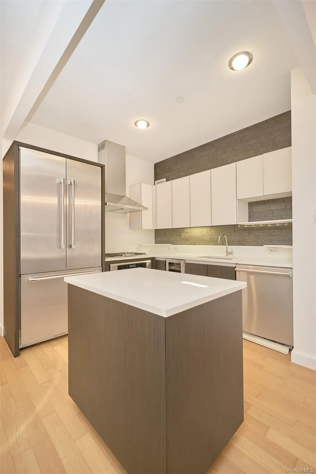 247 46th Street, New York, NY, 1 Bedroom Bedrooms, 2 Rooms Rooms,1 BathroomBathrooms,Residential,For Rent,46th,0,1015119 247 46th Street, New York, NY, 1 Bedroom Bedrooms, 2 Rooms Rooms,1 BathroomBathrooms,Residential,For Rent,46th,0,1015119
