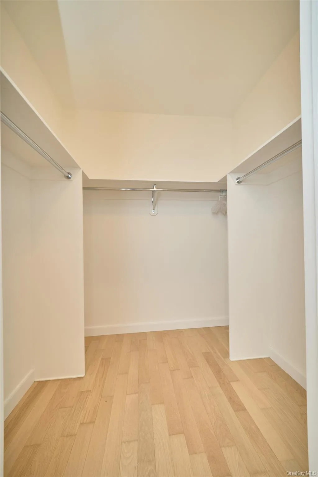 247 46th Street, New York, NY, 1 Bedroom Bedrooms, 2 Rooms Rooms,1 BathroomBathrooms,Residential,For Rent,46th,0,1015119 247 46th Street, New York, NY, 1 Bedroom Bedrooms, 2 Rooms Rooms,1 BathroomBathrooms,Residential,For Rent,46th,0,1015119
