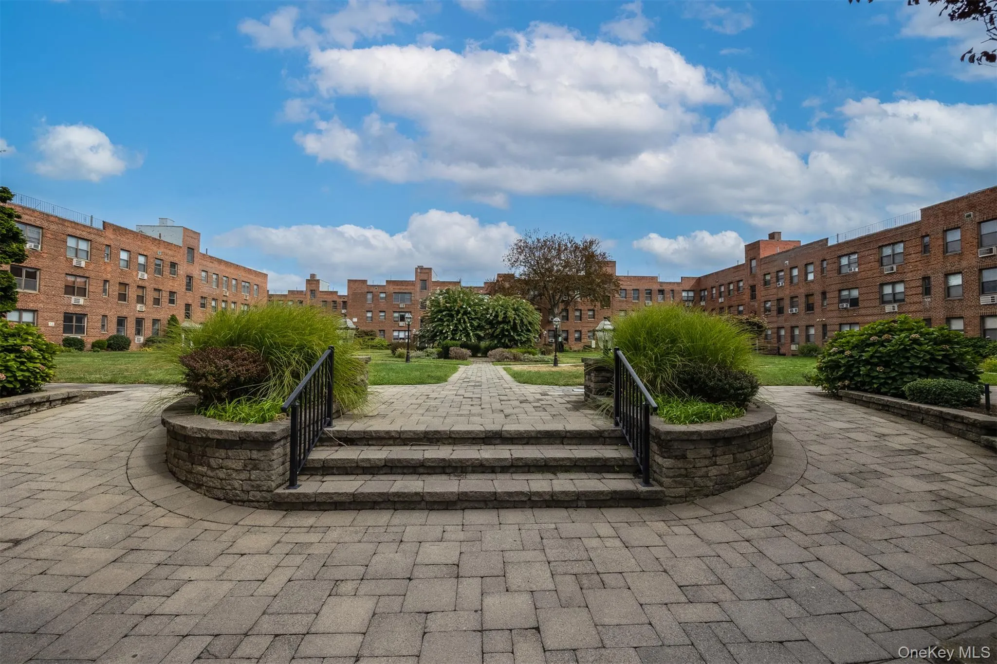 1 Jefferson Avenue, Hempstead, NY, 2 Bedrooms Bedrooms, 5 Rooms Rooms,1 BathroomBathrooms,Residential Lease,For Rent,Jefferson,0,1015120 1 Jefferson Avenue, Hempstead, NY, 2 Bedrooms Bedrooms, 5 Rooms Rooms,1 BathroomBathrooms,Residential Lease,For Rent,Jefferson,0,1015120