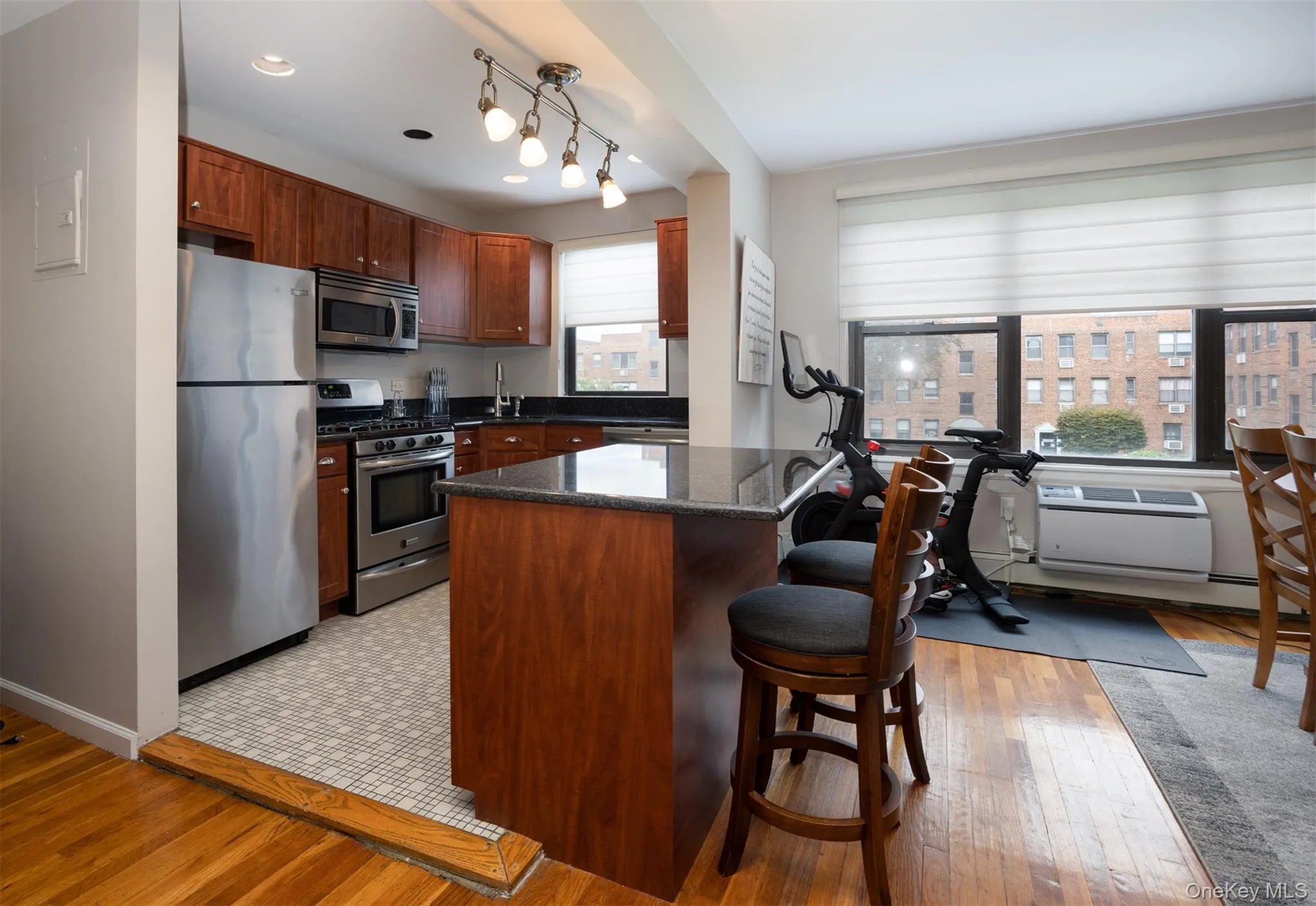 1 Jefferson Avenue, Hempstead, NY, 2 Bedrooms Bedrooms, 5 Rooms Rooms,1 BathroomBathrooms,Residential Lease,For Rent,Jefferson,0,1015120 1 Jefferson Avenue, Hempstead, NY, 2 Bedrooms Bedrooms, 5 Rooms Rooms,1 BathroomBathrooms,Residential Lease,For Rent,Jefferson,0,1015120