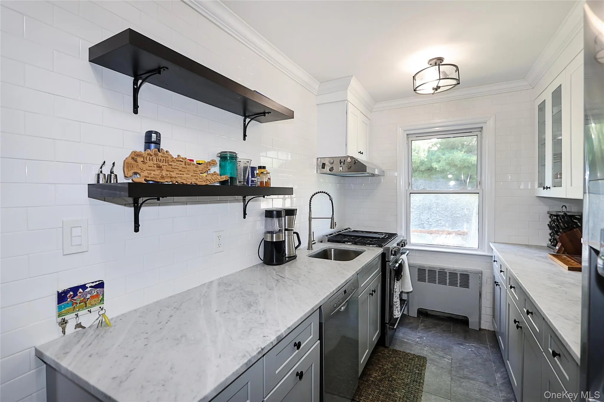 71-12 252nd Street, New York, NY, 1 Bedroom Bedrooms, 4 Rooms Rooms,1 BathroomBathrooms,Residential,For Rent,252nd,0,1015124 71-12 252nd Street, New York, NY, 1 Bedroom Bedrooms, 4 Rooms Rooms,1 BathroomBathrooms,Residential,For Rent,252nd,0,1015124