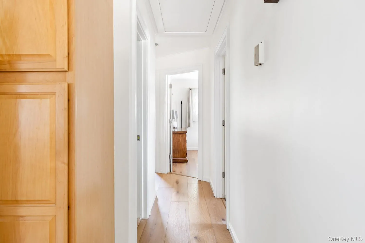 54 Oak Street, Oyster Bay, NY, 3 Bedrooms Bedrooms, 7 Rooms Rooms,1 BathroomBathrooms,Residential,For Rent,Oak,0,KEY1015127 54 Oak Street, Oyster Bay, NY, 3 Bedrooms Bedrooms, 7 Rooms Rooms,1 BathroomBathrooms,Residential,For Rent,Oak,0,KEY1015127