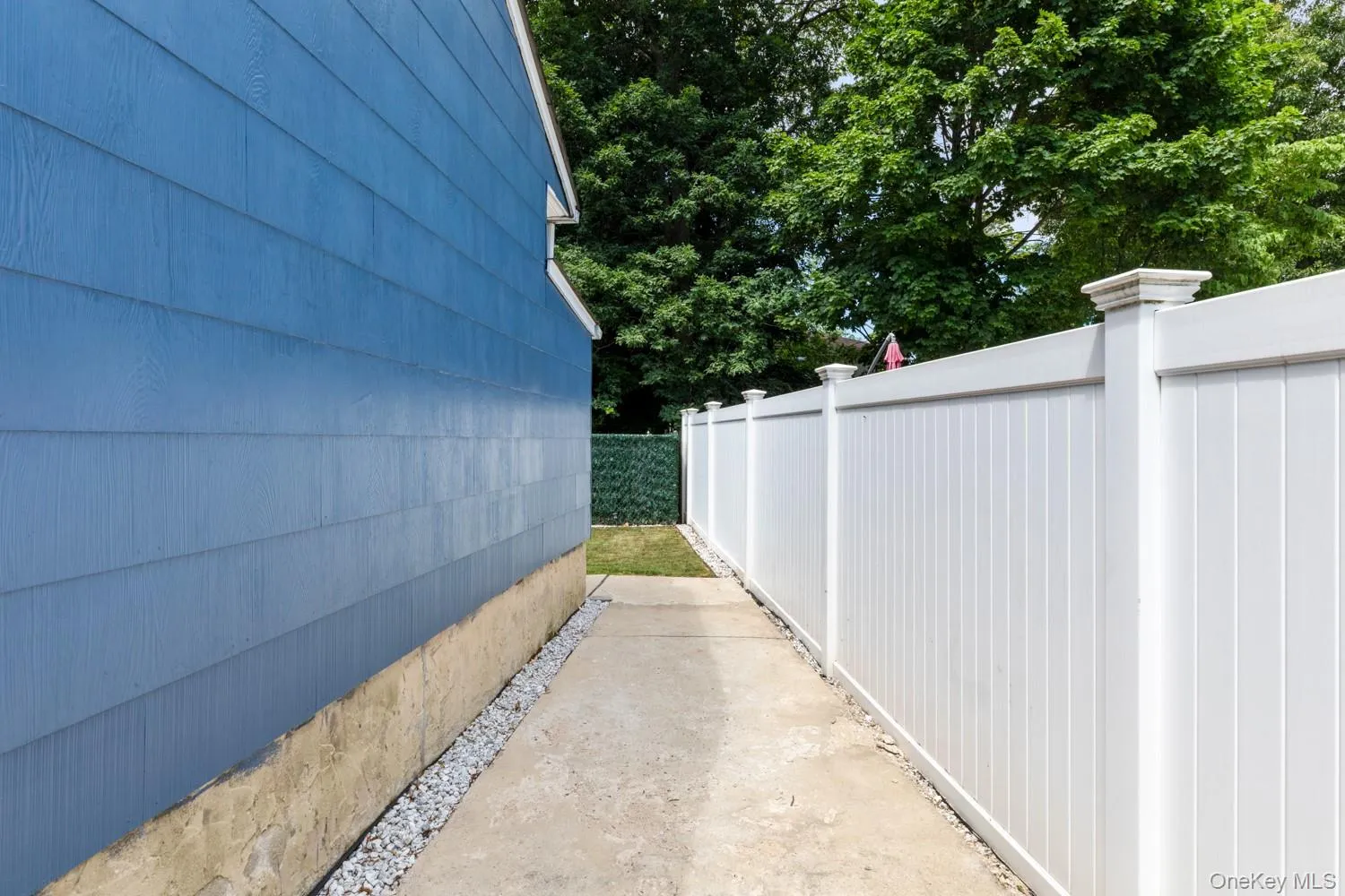 54 Oak Street, Oyster Bay, NY, 3 Bedrooms Bedrooms, 7 Rooms Rooms,1 BathroomBathrooms,Residential,For Rent,Oak,0,KEY1015127 54 Oak Street, Oyster Bay, NY, 3 Bedrooms Bedrooms, 7 Rooms Rooms,1 BathroomBathrooms,Residential,For Rent,Oak,0,KEY1015127
