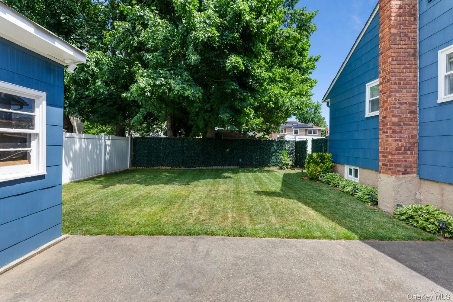 54 Oak Street, Oyster Bay, NY, 3 Bedrooms Bedrooms, 7 Rooms Rooms,1 BathroomBathrooms,Residential,For Rent,Oak,0,KEY1015127 54 Oak Street, Oyster Bay, NY, 3 Bedrooms Bedrooms, 7 Rooms Rooms,1 BathroomBathrooms,Residential,For Rent,Oak,0,KEY1015127
