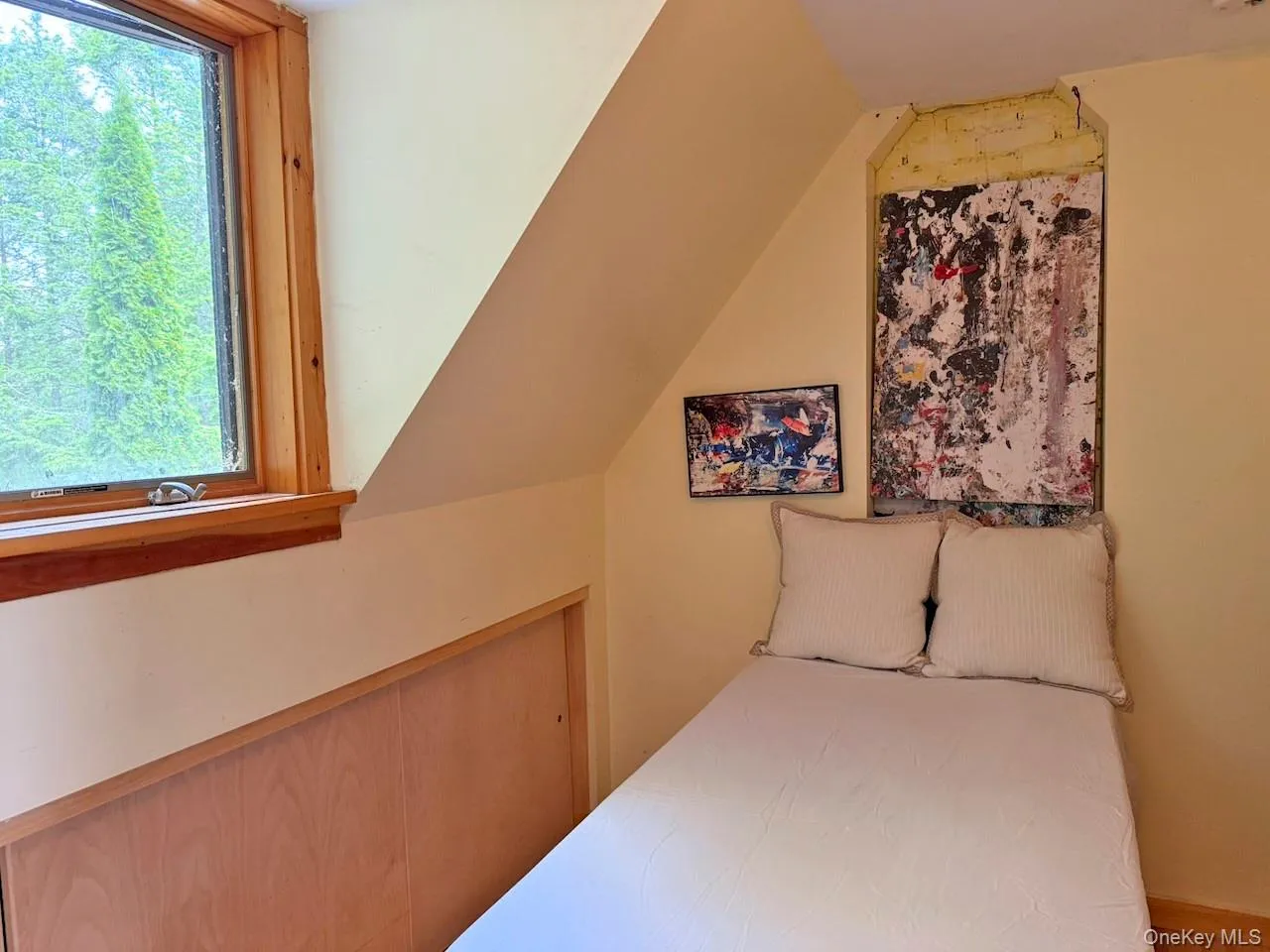 11 Nordic Drive, Woodstock, NY, 2 Bedrooms Bedrooms, 7 Rooms Rooms,2 BathroomsBathrooms,Residential,For Rent,Nordic,0,1015129 11 Nordic Drive, Woodstock, NY, 2 Bedrooms Bedrooms, 7 Rooms Rooms,2 BathroomsBathrooms,Residential,For Rent,Nordic,0,1015129