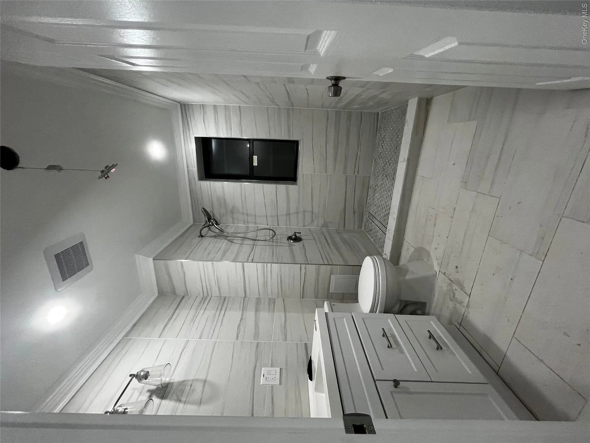 3294 Hull Avenue, New York, NY, 3 Bedrooms Bedrooms, 6 Rooms Rooms,1 BathroomBathrooms,Residential Lease,For Rent,Hull,0,1015130 3294 Hull Avenue, New York, NY, 3 Bedrooms Bedrooms, 6 Rooms Rooms,1 BathroomBathrooms,Residential Lease,For Rent,Hull,0,1015130