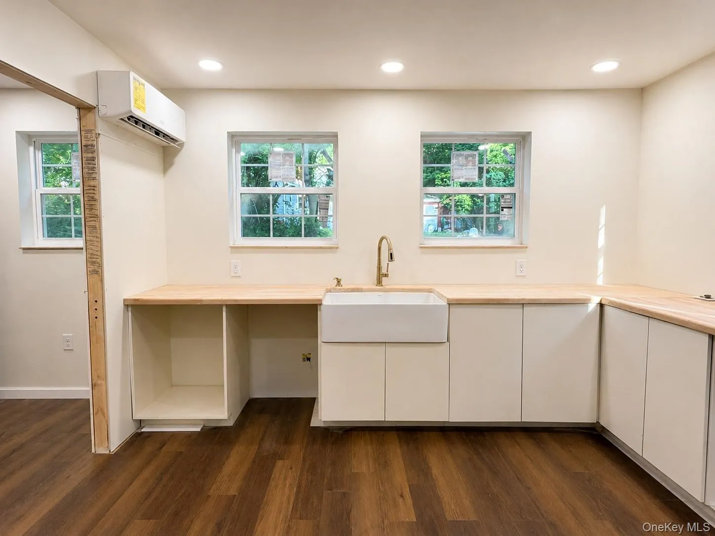 12 Enderly Lane, Wawarsing, NY, 4 Bedrooms Bedrooms, 10 Rooms Rooms,3 BathroomsBathrooms,Residential,For Rent,Enderly,0,1015131 12 Enderly Lane, Wawarsing, NY, 4 Bedrooms Bedrooms, 10 Rooms Rooms,3 BathroomsBathrooms,Residential,For Rent,Enderly,0,1015131