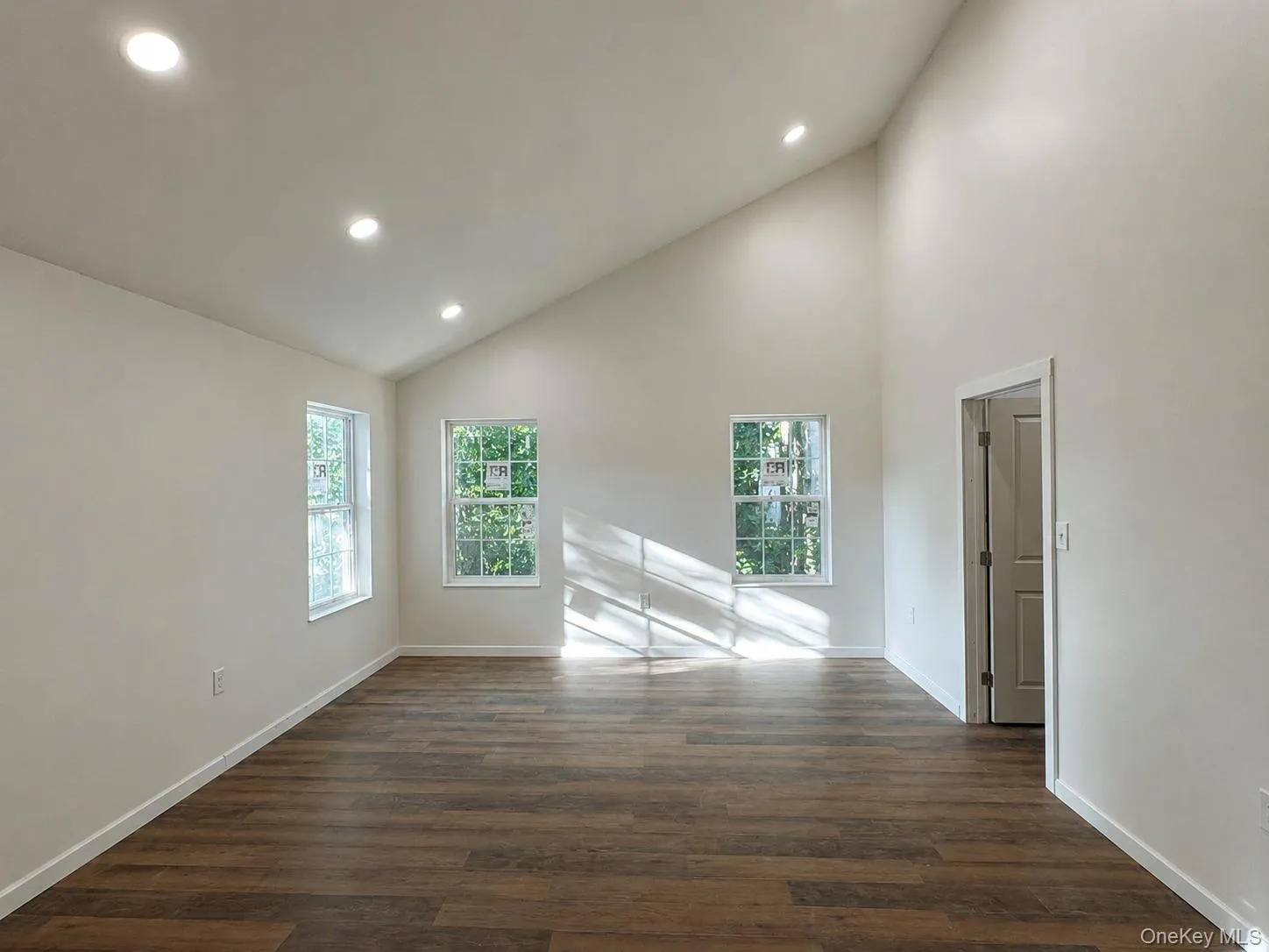 12 Enderly Lane, Wawarsing, NY, 4 Bedrooms Bedrooms, 10 Rooms Rooms,3 BathroomsBathrooms,Residential,For Rent,Enderly,0,1015131 12 Enderly Lane, Wawarsing, NY, 4 Bedrooms Bedrooms, 10 Rooms Rooms,3 BathroomsBathrooms,Residential,For Rent,Enderly,0,1015131