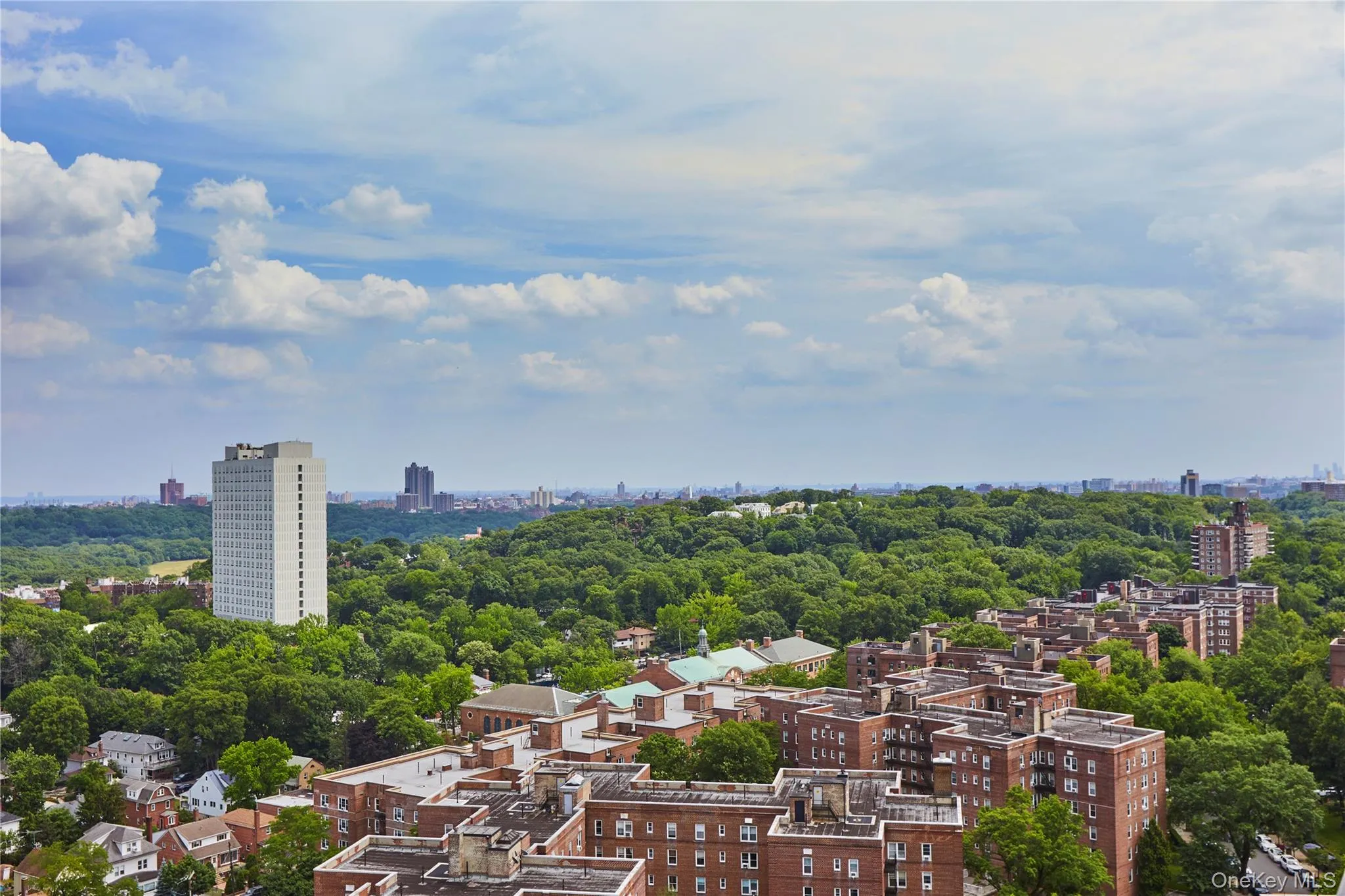 5700 Arlington Avenue, New York, NY, 2 Bedrooms Bedrooms, 4 Rooms Rooms,1 BathroomBathrooms,Residential,For Rent,Arlington,0,KEY1015132 5700 Arlington Avenue, New York, NY, 2 Bedrooms Bedrooms, 4 Rooms Rooms,1 BathroomBathrooms,Residential,For Rent,Arlington,0,KEY1015132