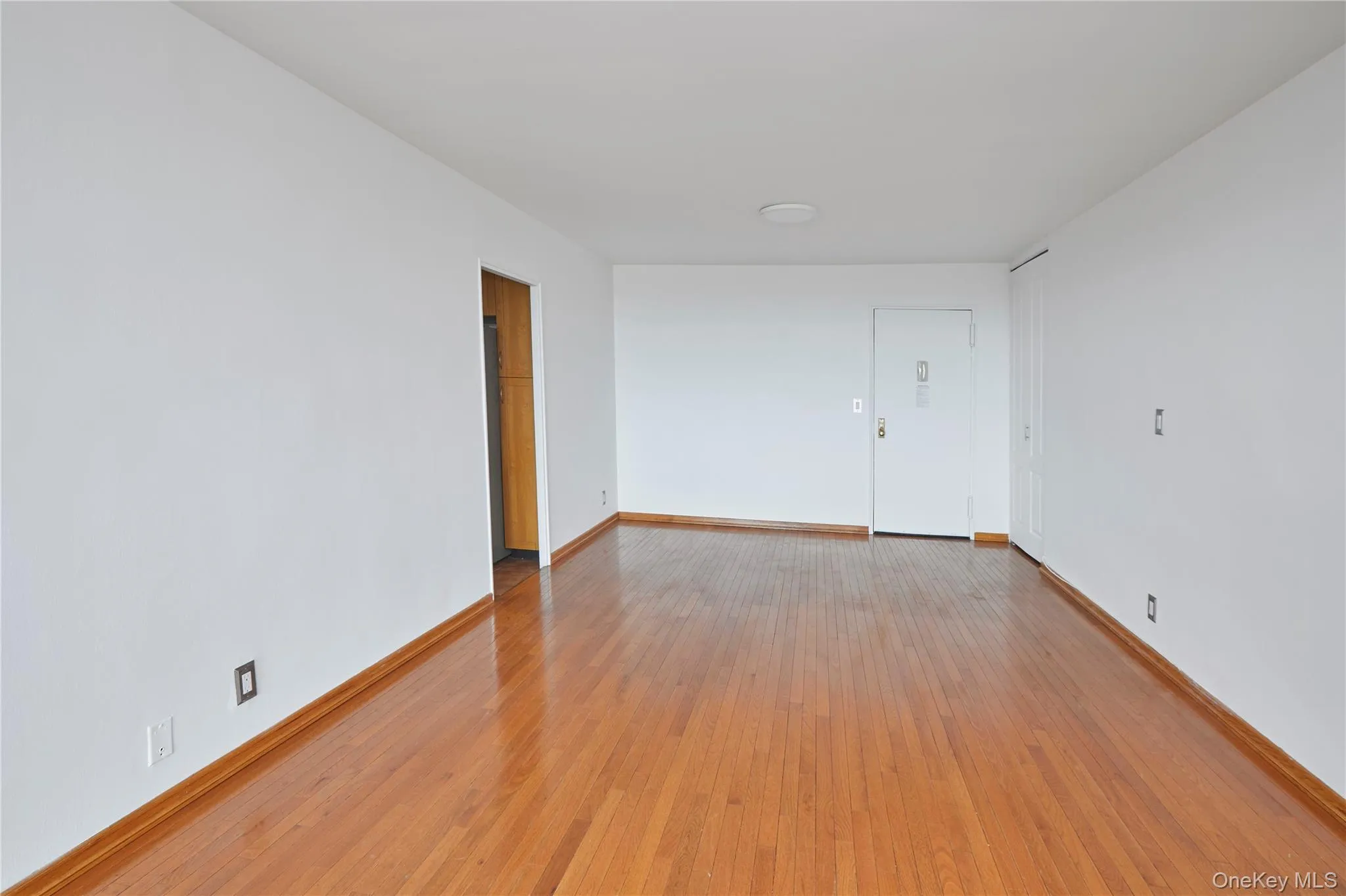 5700 Arlington Avenue, New York, NY, 2 Bedrooms Bedrooms, 4 Rooms Rooms,1 BathroomBathrooms,Residential,For Rent,Arlington,0,KEY1015132 5700 Arlington Avenue, New York, NY, 2 Bedrooms Bedrooms, 4 Rooms Rooms,1 BathroomBathrooms,Residential,For Rent,Arlington,0,KEY1015132