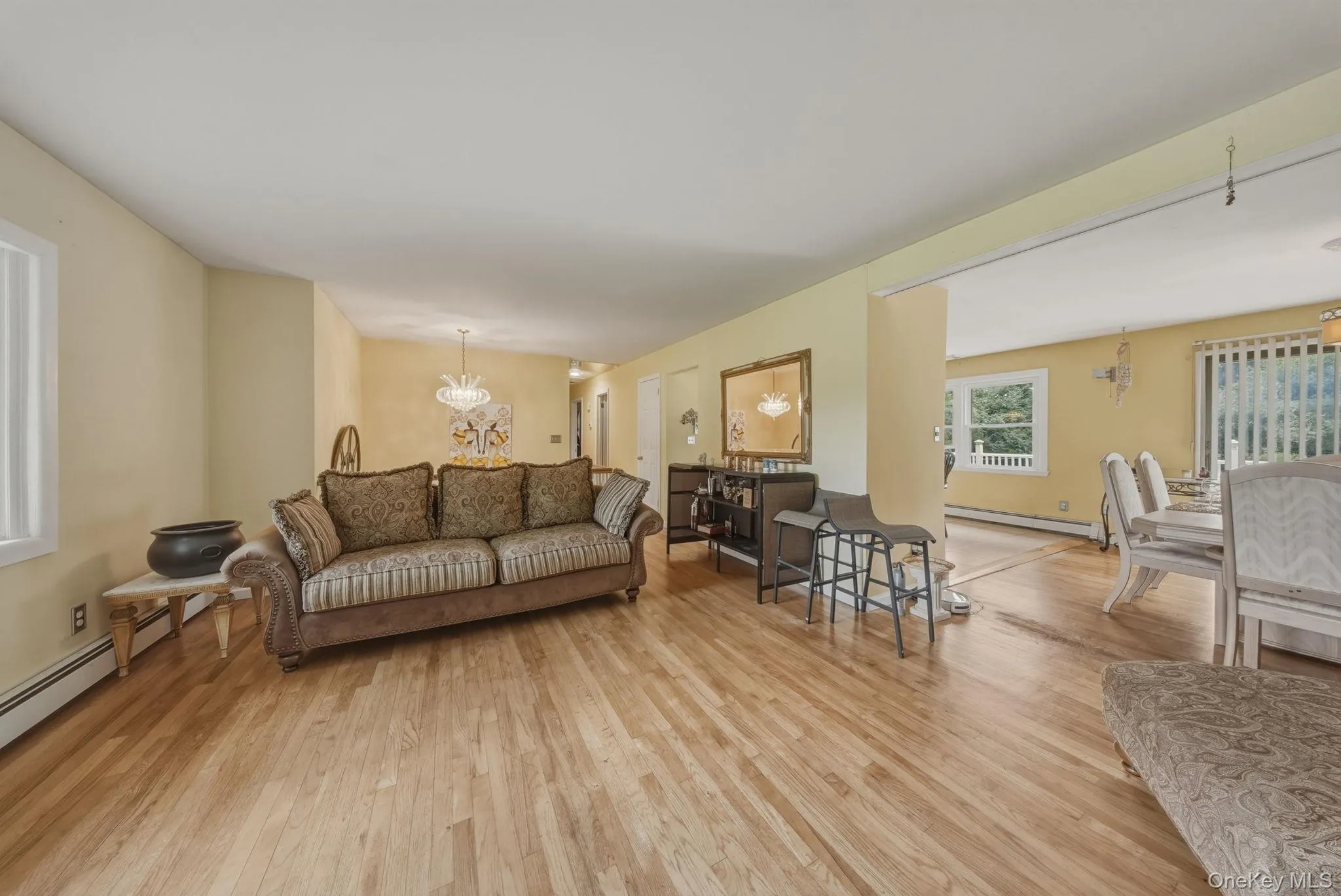 4 Hunt Drive, Florida, NY, 3 Bedrooms Bedrooms, 10 Rooms Rooms,2 BathroomsBathrooms,Residential,For Rent,Hunt,0,1015136 4 Hunt Drive, Florida, NY, 3 Bedrooms Bedrooms, 10 Rooms Rooms,2 BathroomsBathrooms,Residential,For Rent,Hunt,0,1015136