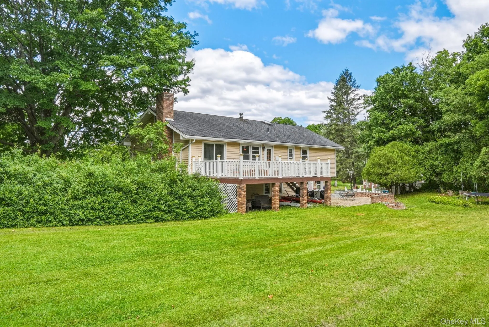 4 Hunt Drive, Florida, NY, 3 Bedrooms Bedrooms, 10 Rooms Rooms,2 BathroomsBathrooms,Residential,For Rent,Hunt,0,1015136 4 Hunt Drive, Florida, NY, 3 Bedrooms Bedrooms, 10 Rooms Rooms,2 BathroomsBathrooms,Residential,For Rent,Hunt,0,1015136