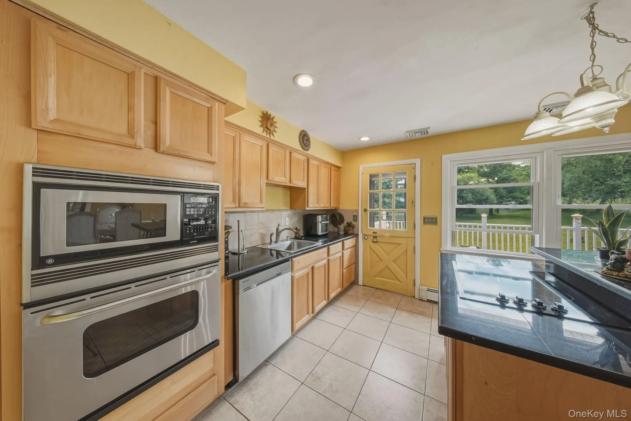 4 Hunt Drive, Florida, NY, 3 Bedrooms Bedrooms, 10 Rooms Rooms,2 BathroomsBathrooms,Residential,For Rent,Hunt,0,1015136 4 Hunt Drive, Florida, NY, 3 Bedrooms Bedrooms, 10 Rooms Rooms,2 BathroomsBathrooms,Residential,For Rent,Hunt,0,1015136
