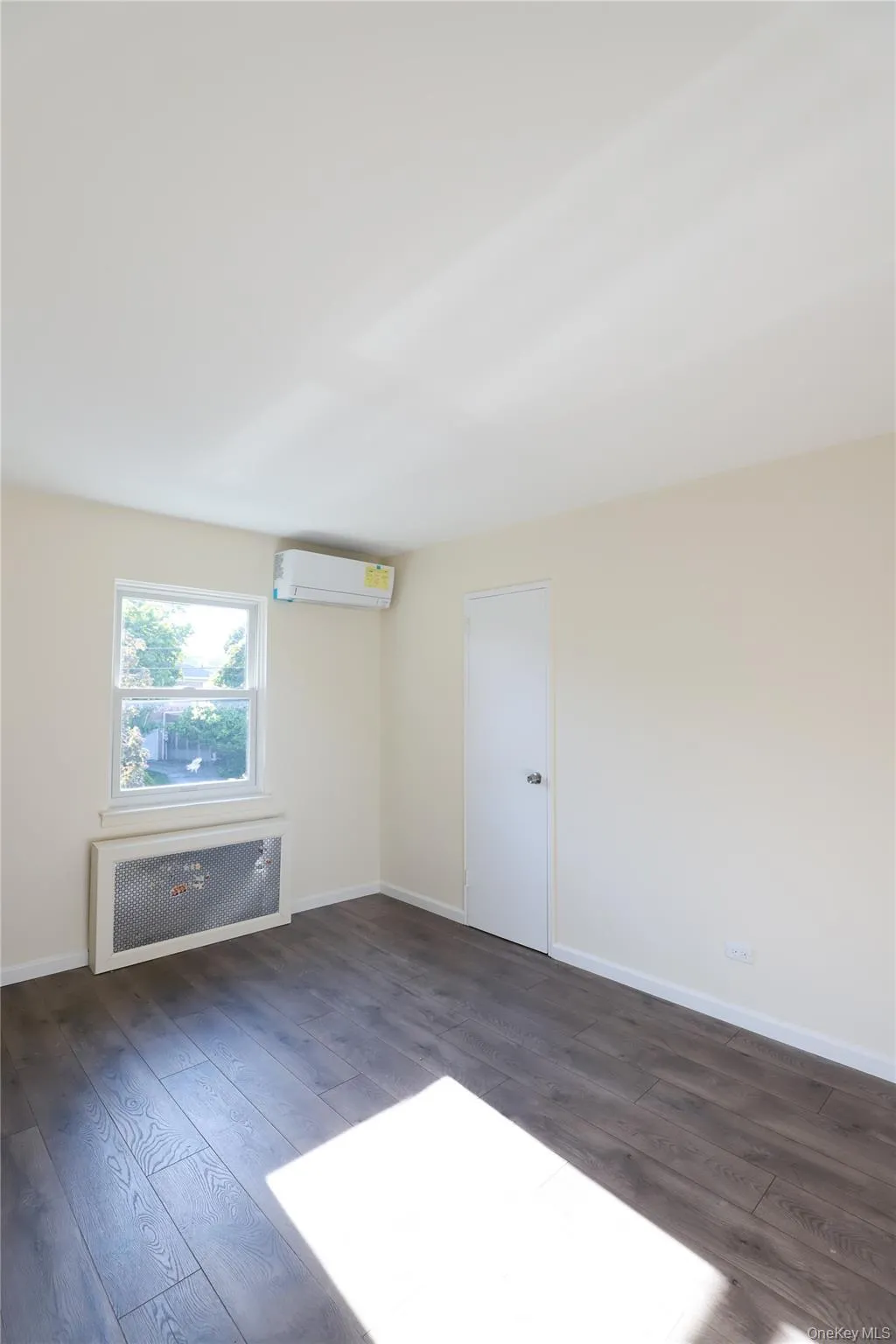 151-07 7th Avenue, New York, NY, 2 Bedrooms Bedrooms, 5 Rooms Rooms,1 BathroomBathrooms,Residential Lease,For Rent,7th,0,1015139 151-07 7th Avenue, New York, NY, 2 Bedrooms Bedrooms, 5 Rooms Rooms,1 BathroomBathrooms,Residential Lease,For Rent,7th,0,1015139