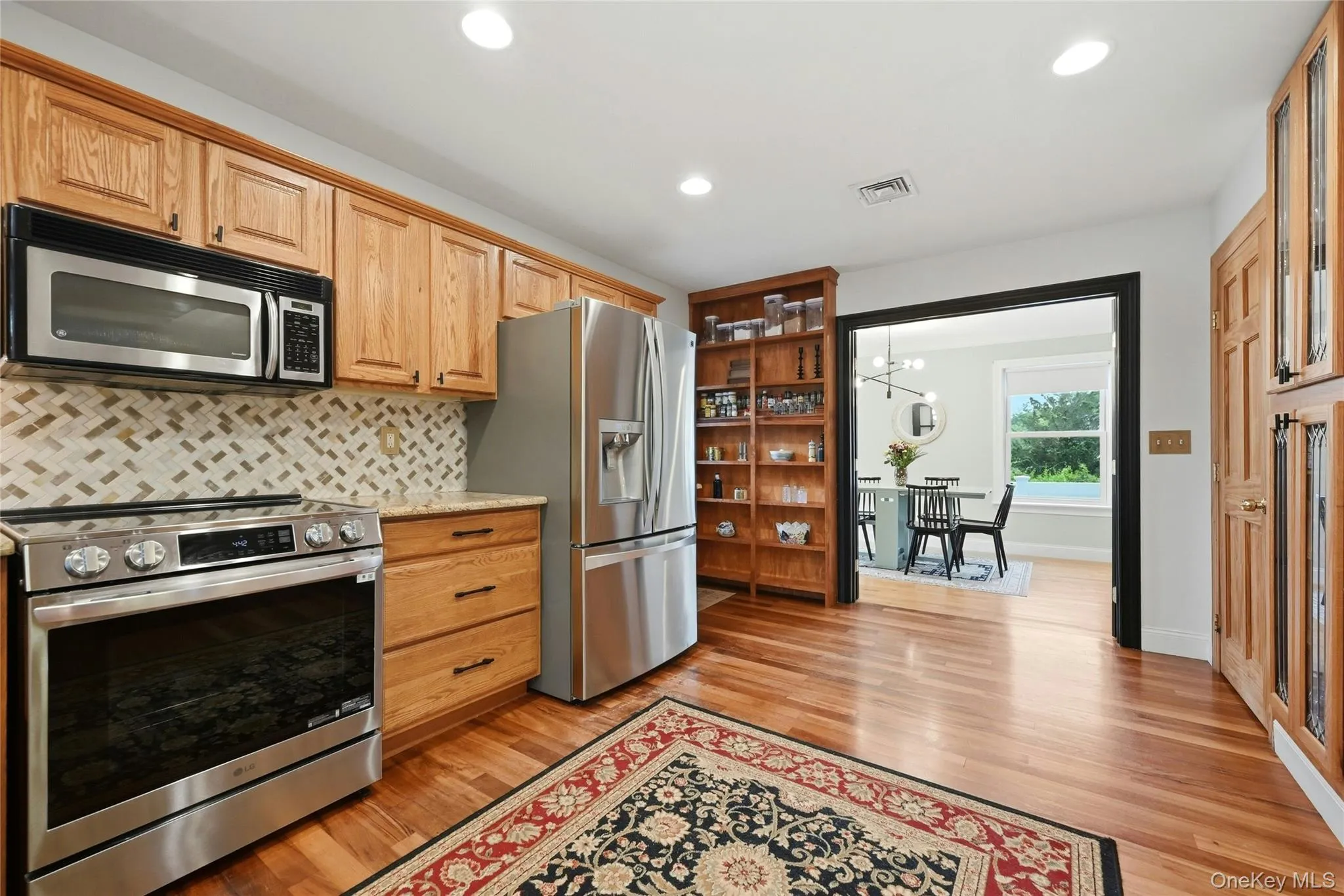 58 Seawanhaka Avenue, Smithtown, NY, 3 Bedrooms Bedrooms, 7 Rooms Rooms,2 BathroomsBathrooms,Residential,For Rent,Seawanhaka,0,1015140 58 Seawanhaka Avenue, Smithtown, NY, 3 Bedrooms Bedrooms, 7 Rooms Rooms,2 BathroomsBathrooms,Residential,For Rent,Seawanhaka,0,1015140
