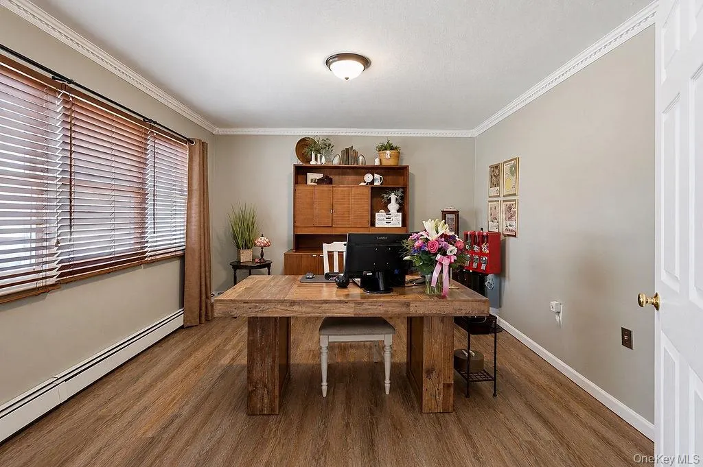 26 Cedar Street, Oyster Bay, NY, 4 Bedrooms Bedrooms, 7 Rooms Rooms,1 BathroomBathrooms,Residential,For Rent,Cedar,0,1015141 26 Cedar Street, Oyster Bay, NY, 4 Bedrooms Bedrooms, 7 Rooms Rooms,1 BathroomBathrooms,Residential,For Rent,Cedar,0,1015141