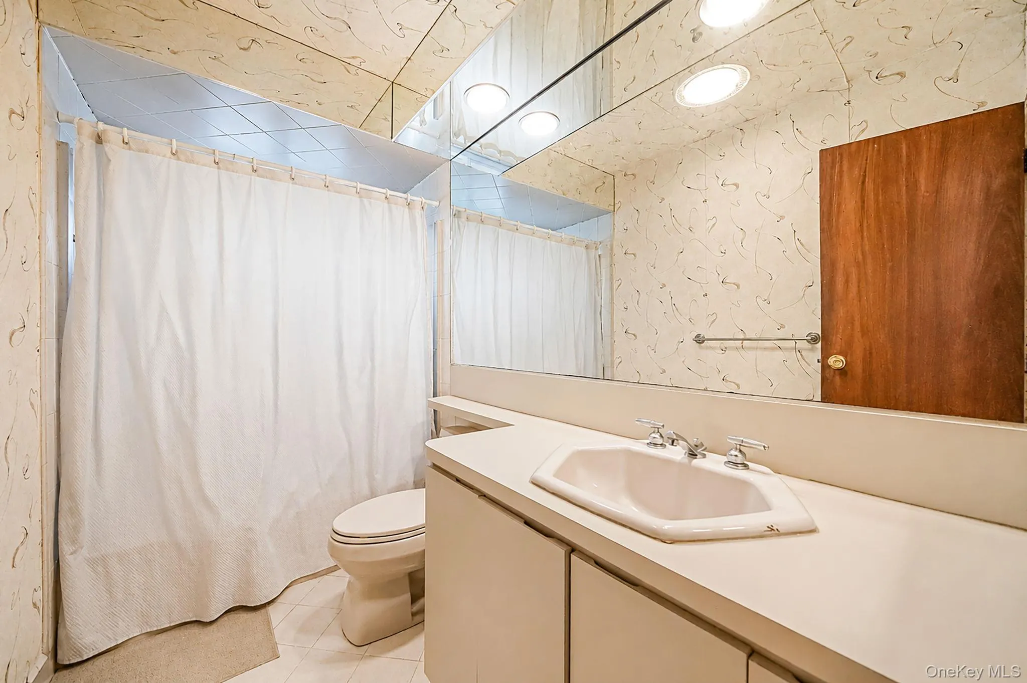 4007 Clark Street, Hempstead, NY, 3 Bedrooms Bedrooms, 8 Rooms Rooms,1 BathroomBathrooms,Residential,For Rent,Clark,0,1015142 4007 Clark Street, Hempstead, NY, 3 Bedrooms Bedrooms, 8 Rooms Rooms,1 BathroomBathrooms,Residential,For Rent,Clark,0,1015142