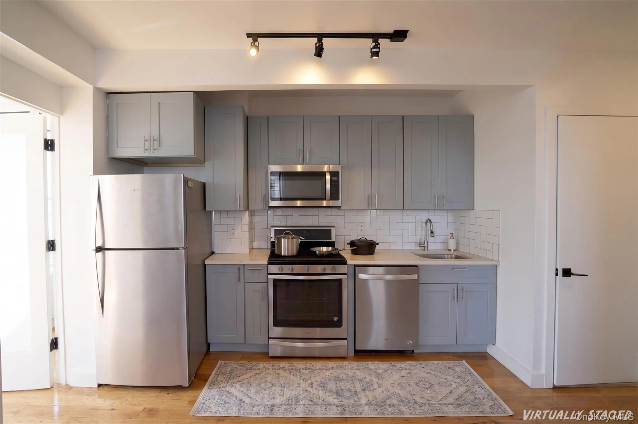 6286 60th Place, New York, NY, 4 Bedrooms Bedrooms, 6 Rooms Rooms,2 BathroomsBathrooms,Residential Lease,For Rent,60th,0,1015145 6286 60th Place, New York, NY, 4 Bedrooms Bedrooms, 6 Rooms Rooms,2 BathroomsBathrooms,Residential Lease,For Rent,60th,0,1015145