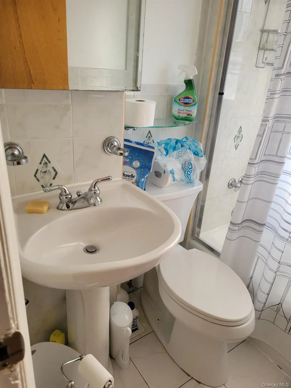 349 County Center Road, Greenburgh, NY, 3 Bedrooms Bedrooms, 5 Rooms Rooms,2 BathroomsBathrooms,Residential Lease,For Rent,County Center,0,1015146 349 County Center Road, Greenburgh, NY, 3 Bedrooms Bedrooms, 5 Rooms Rooms,2 BathroomsBathrooms,Residential Lease,For Rent,County Center,0,1015146