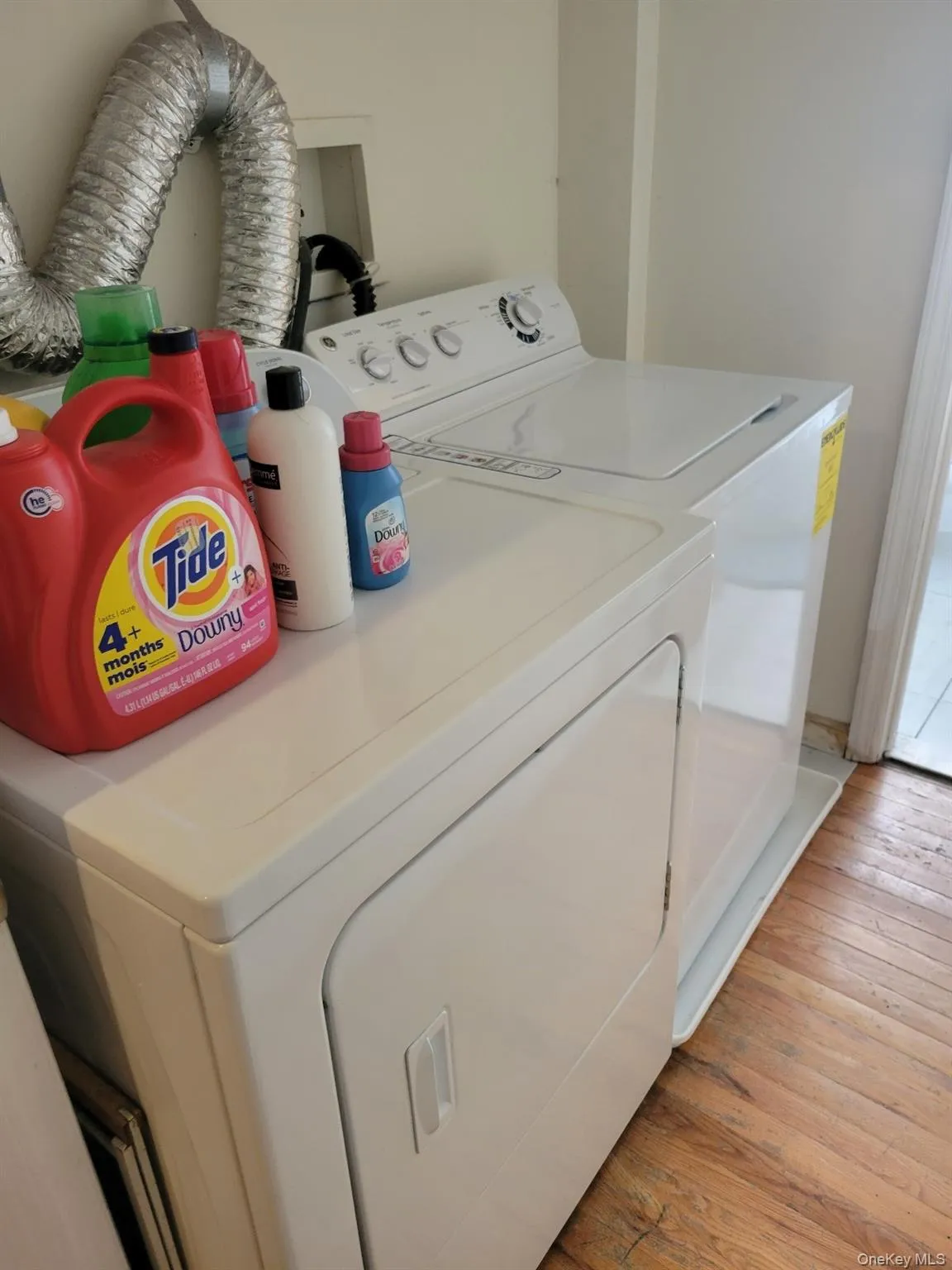 349 County Center Road, Greenburgh, NY, 3 Bedrooms Bedrooms, 5 Rooms Rooms,2 BathroomsBathrooms,Residential Lease,For Rent,County Center,0,1015146 349 County Center Road, Greenburgh, NY, 3 Bedrooms Bedrooms, 5 Rooms Rooms,2 BathroomsBathrooms,Residential Lease,For Rent,County Center,0,1015146