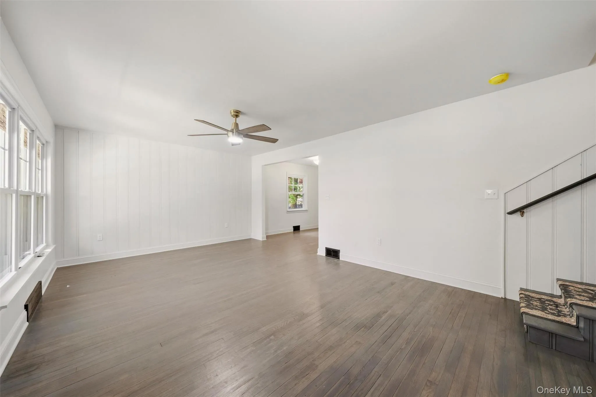 25 Ferrara Drive, Middletown, NY, 3 Bedrooms Bedrooms, 5 Rooms Rooms,1 BathroomBathrooms,Residential,For Rent,Ferrara,0,1015148 25 Ferrara Drive, Middletown, NY, 3 Bedrooms Bedrooms, 5 Rooms Rooms,1 BathroomBathrooms,Residential,For Rent,Ferrara,0,1015148