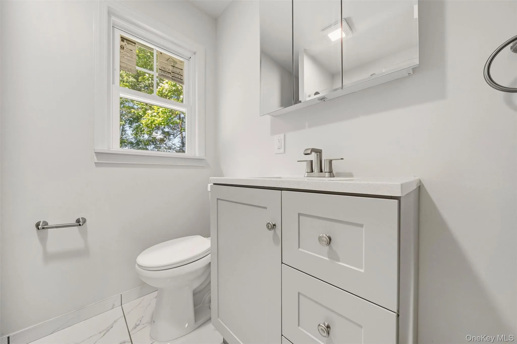 25 Ferrara Drive, Middletown, NY, 3 Bedrooms Bedrooms, 5 Rooms Rooms,1 BathroomBathrooms,Residential,For Rent,Ferrara,0,1015148 25 Ferrara Drive, Middletown, NY, 3 Bedrooms Bedrooms, 5 Rooms Rooms,1 BathroomBathrooms,Residential,For Rent,Ferrara,0,1015148