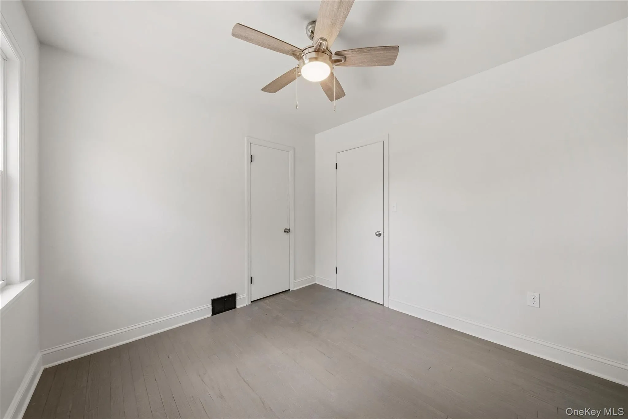 25 Ferrara Drive, Middletown, NY, 3 Bedrooms Bedrooms, 5 Rooms Rooms,1 BathroomBathrooms,Residential,For Rent,Ferrara,0,1015148 25 Ferrara Drive, Middletown, NY, 3 Bedrooms Bedrooms, 5 Rooms Rooms,1 BathroomBathrooms,Residential,For Rent,Ferrara,0,1015148