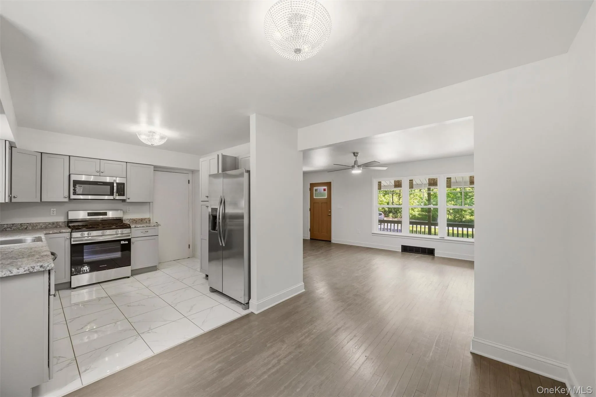 25 Ferrara Drive, Middletown, NY, 3 Bedrooms Bedrooms, 5 Rooms Rooms,1 BathroomBathrooms,Residential,For Rent,Ferrara,0,1015148 25 Ferrara Drive, Middletown, NY, 3 Bedrooms Bedrooms, 5 Rooms Rooms,1 BathroomBathrooms,Residential,For Rent,Ferrara,0,1015148
