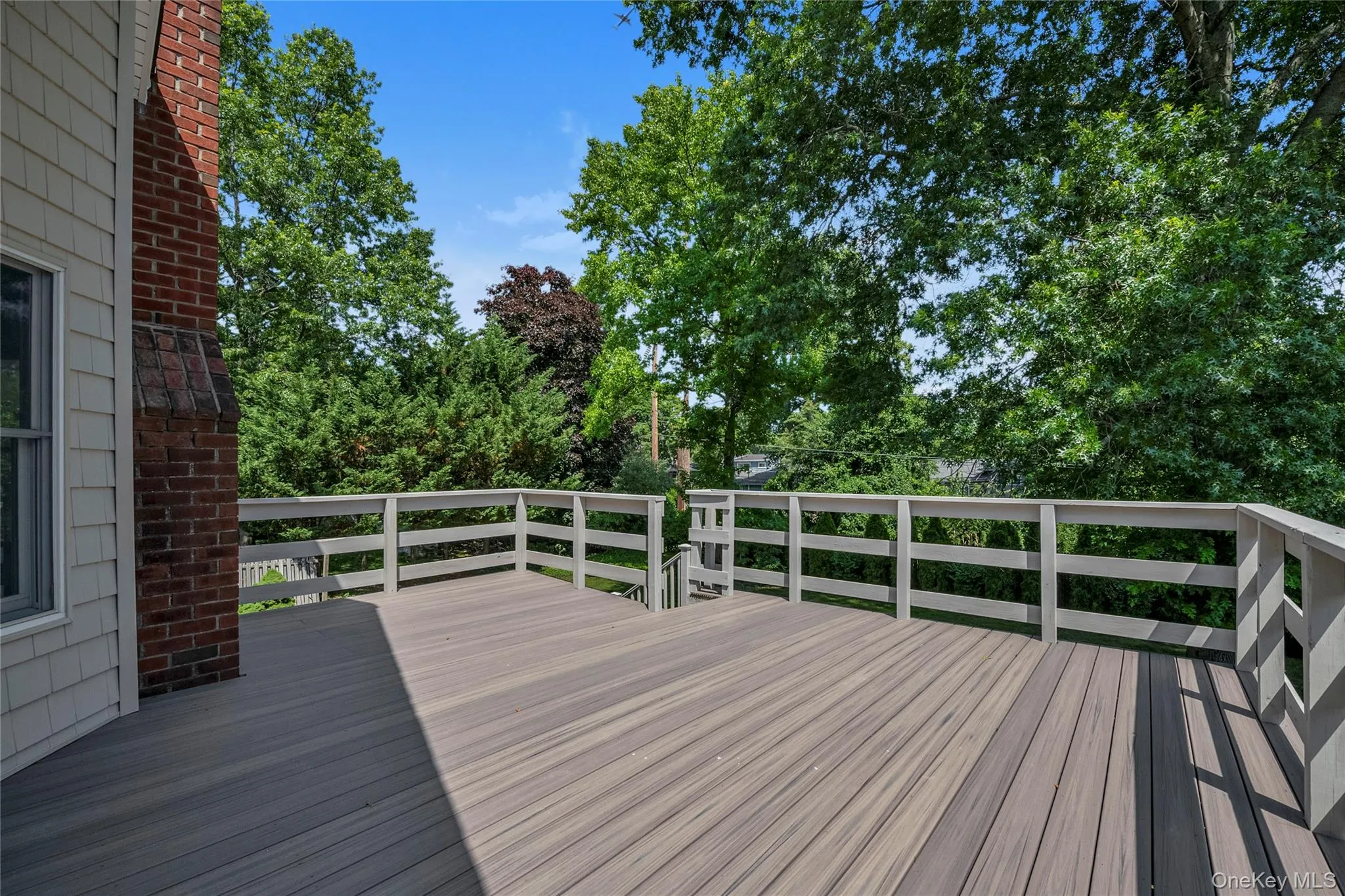 19 Carriage Road, North Hempstead, NY, 3 Bedrooms Bedrooms, 7 Rooms Rooms,2 BathroomsBathrooms,Residential,For Rent,Carriage,0,1015154 19 Carriage Road, North Hempstead, NY, 3 Bedrooms Bedrooms, 7 Rooms Rooms,2 BathroomsBathrooms,Residential,For Rent,Carriage,0,1015154