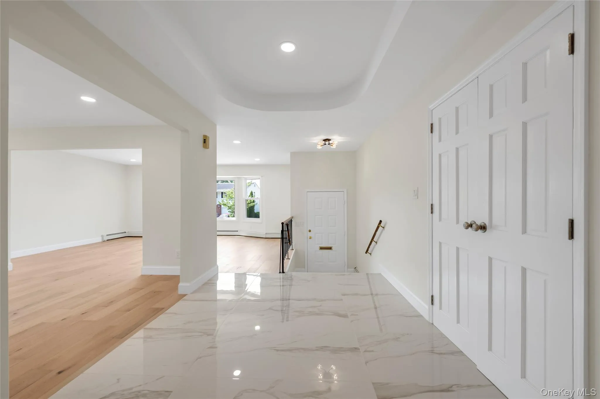 19 Carriage Road, North Hempstead, NY, 3 Bedrooms Bedrooms, 7 Rooms Rooms,2 BathroomsBathrooms,Residential,For Rent,Carriage,0,1015154 19 Carriage Road, North Hempstead, NY, 3 Bedrooms Bedrooms, 7 Rooms Rooms,2 BathroomsBathrooms,Residential,For Rent,Carriage,0,1015154