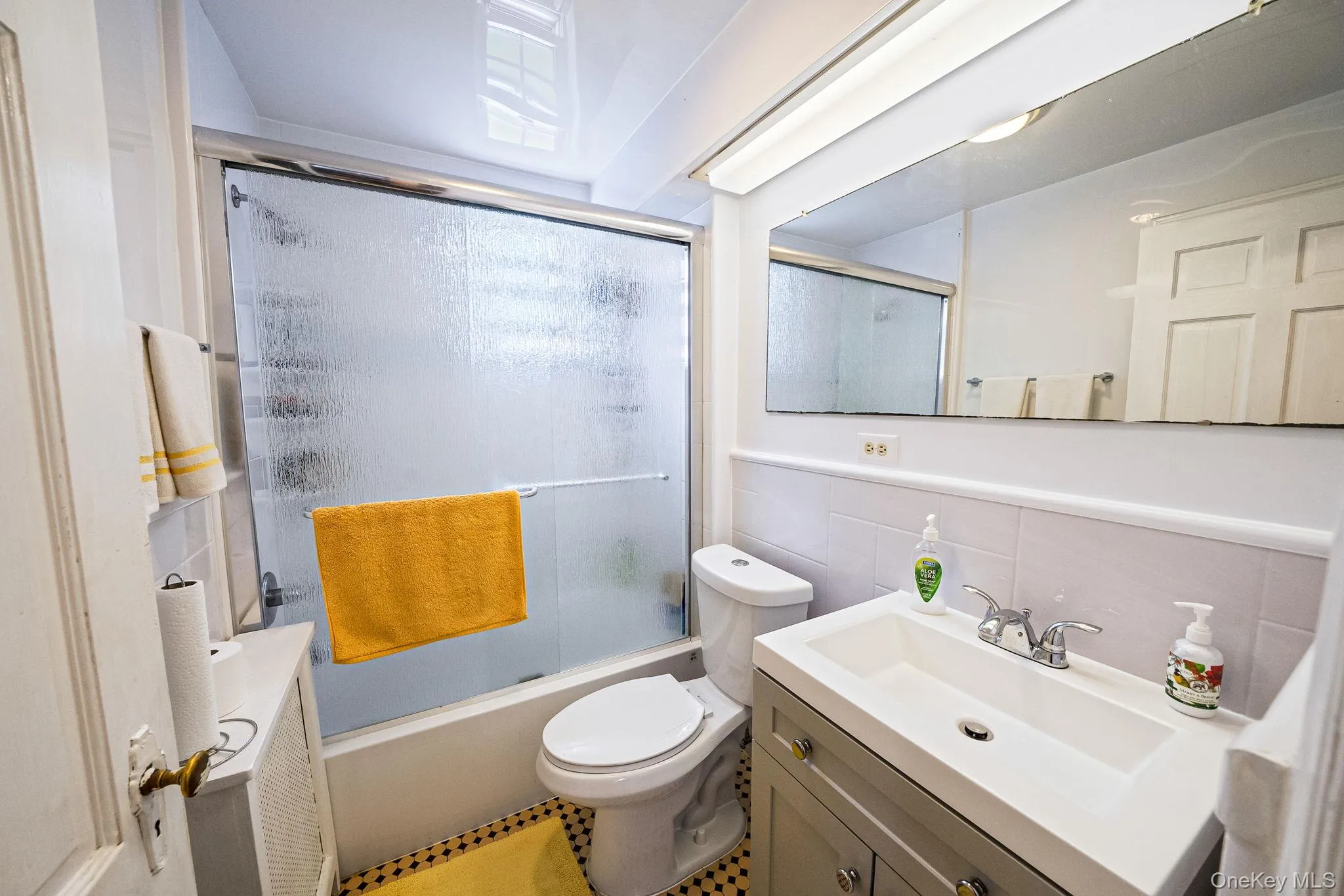 850 Linden Avenue, Hempstead, NY, 4 Bedrooms Bedrooms, 8 Rooms Rooms,1 BathroomBathrooms,Residential,For Rent,Linden,0,1015157 850 Linden Avenue, Hempstead, NY, 4 Bedrooms Bedrooms, 8 Rooms Rooms,1 BathroomBathrooms,Residential,For Rent,Linden,0,1015157