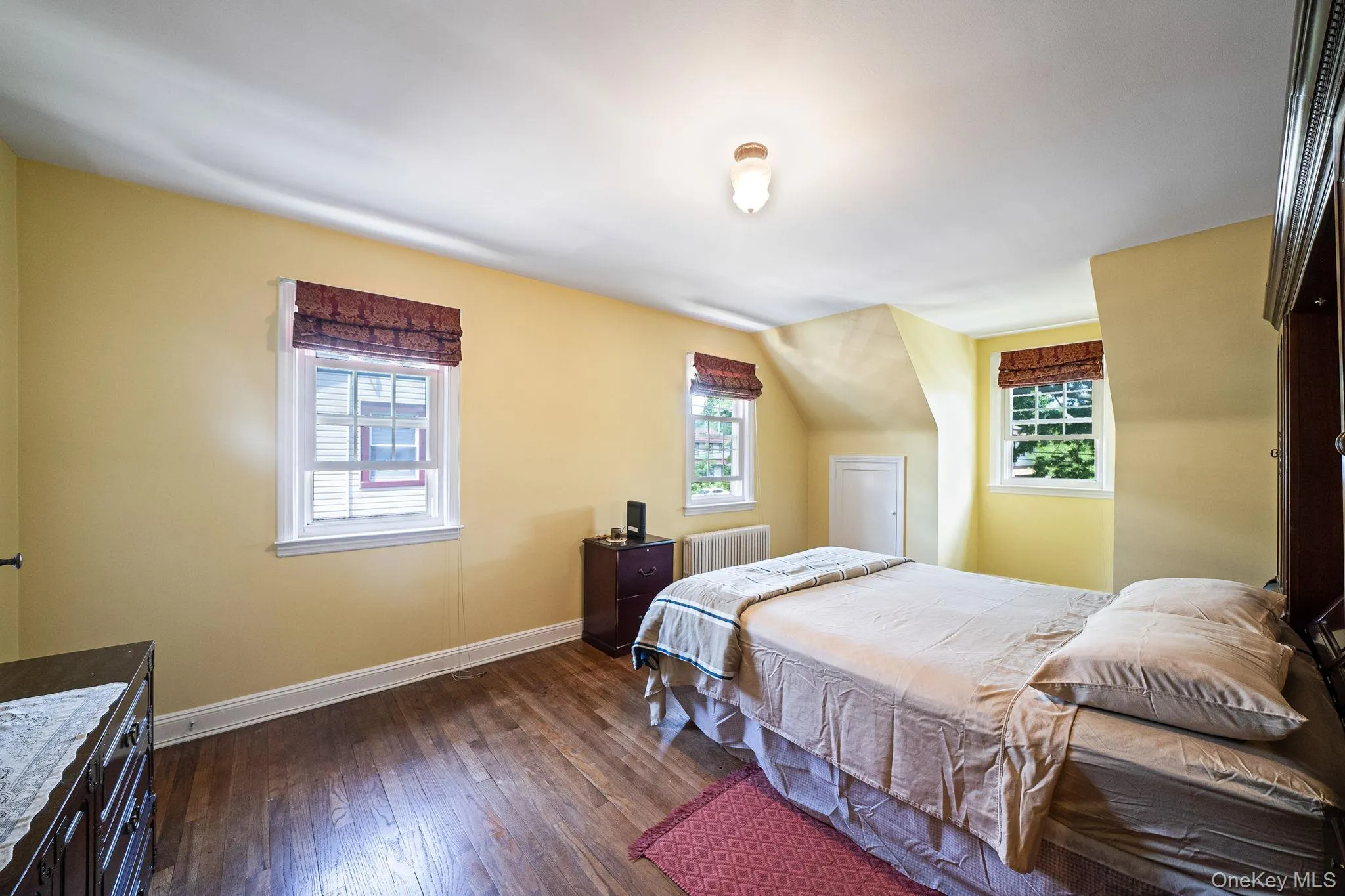 850 Linden Avenue, Hempstead, NY, 4 Bedrooms Bedrooms, 8 Rooms Rooms,1 BathroomBathrooms,Residential,For Rent,Linden,0,1015157 850 Linden Avenue, Hempstead, NY, 4 Bedrooms Bedrooms, 8 Rooms Rooms,1 BathroomBathrooms,Residential,For Rent,Linden,0,1015157