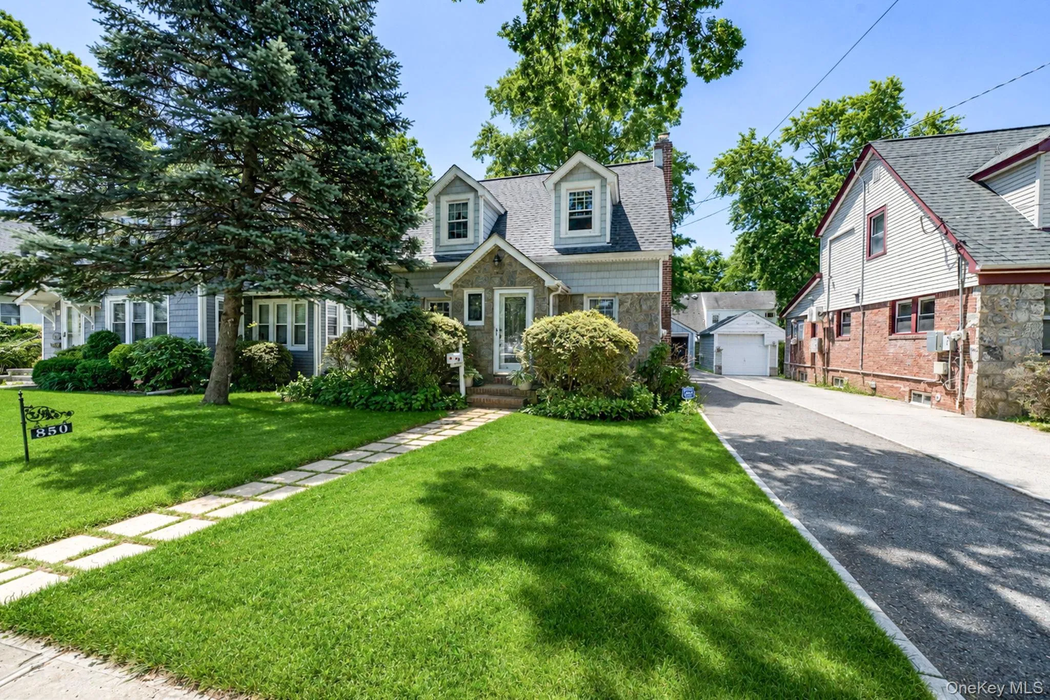 850 Linden Avenue, Hempstead, NY, 4 Bedrooms Bedrooms, 8 Rooms Rooms,1 BathroomBathrooms,Residential,For Rent,Linden,0,1015157 850 Linden Avenue, Hempstead, NY, 4 Bedrooms Bedrooms, 8 Rooms Rooms,1 BathroomBathrooms,Residential,For Rent,Linden,0,1015157
