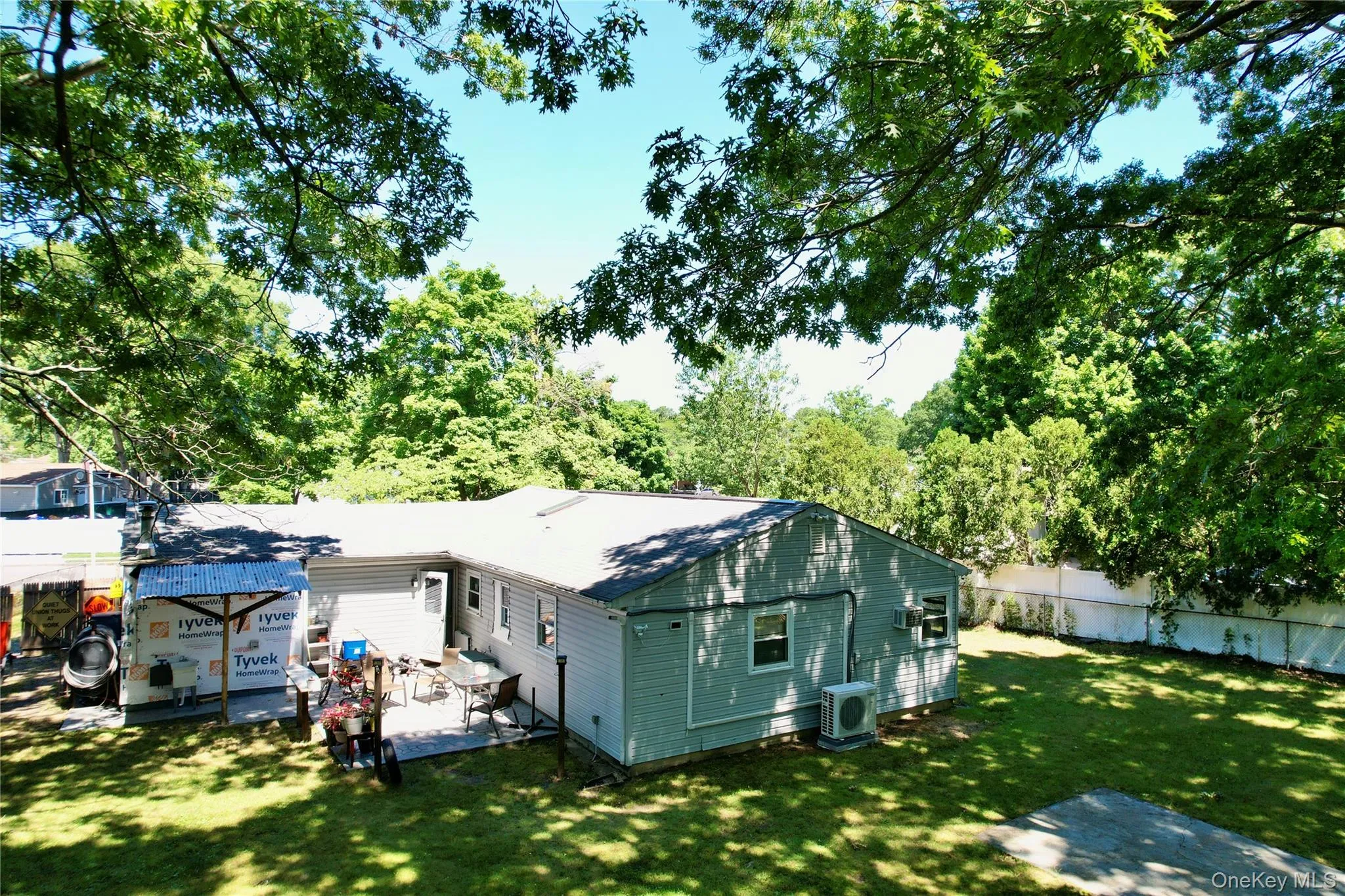 142 Palmer Street, Islip, NY, 4 Bedrooms Bedrooms, 8 Rooms Rooms,1 BathroomBathrooms,Residential,For Rent,Palmer,0,1015160 142 Palmer Street, Islip, NY, 4 Bedrooms Bedrooms, 8 Rooms Rooms,1 BathroomBathrooms,Residential,For Rent,Palmer,0,1015160