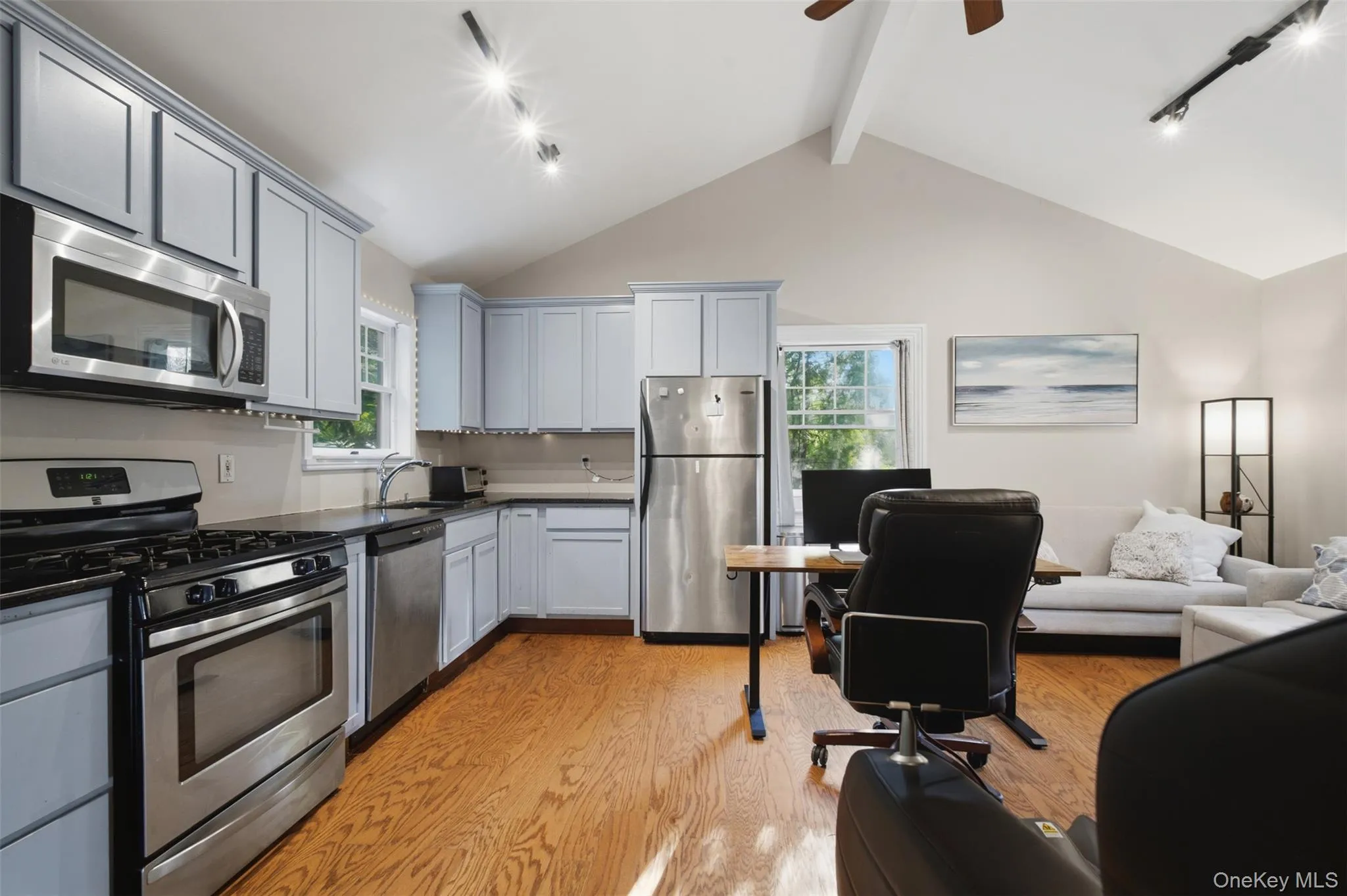 126 New Valley Road, Clarkstown, NY, 1 Bedroom Bedrooms, 3 Rooms Rooms,1 BathroomBathrooms,Residential,For Rent,New Valley,0,1015164 126 New Valley Road, Clarkstown, NY, 1 Bedroom Bedrooms, 3 Rooms Rooms,1 BathroomBathrooms,Residential,For Rent,New Valley,0,1015164