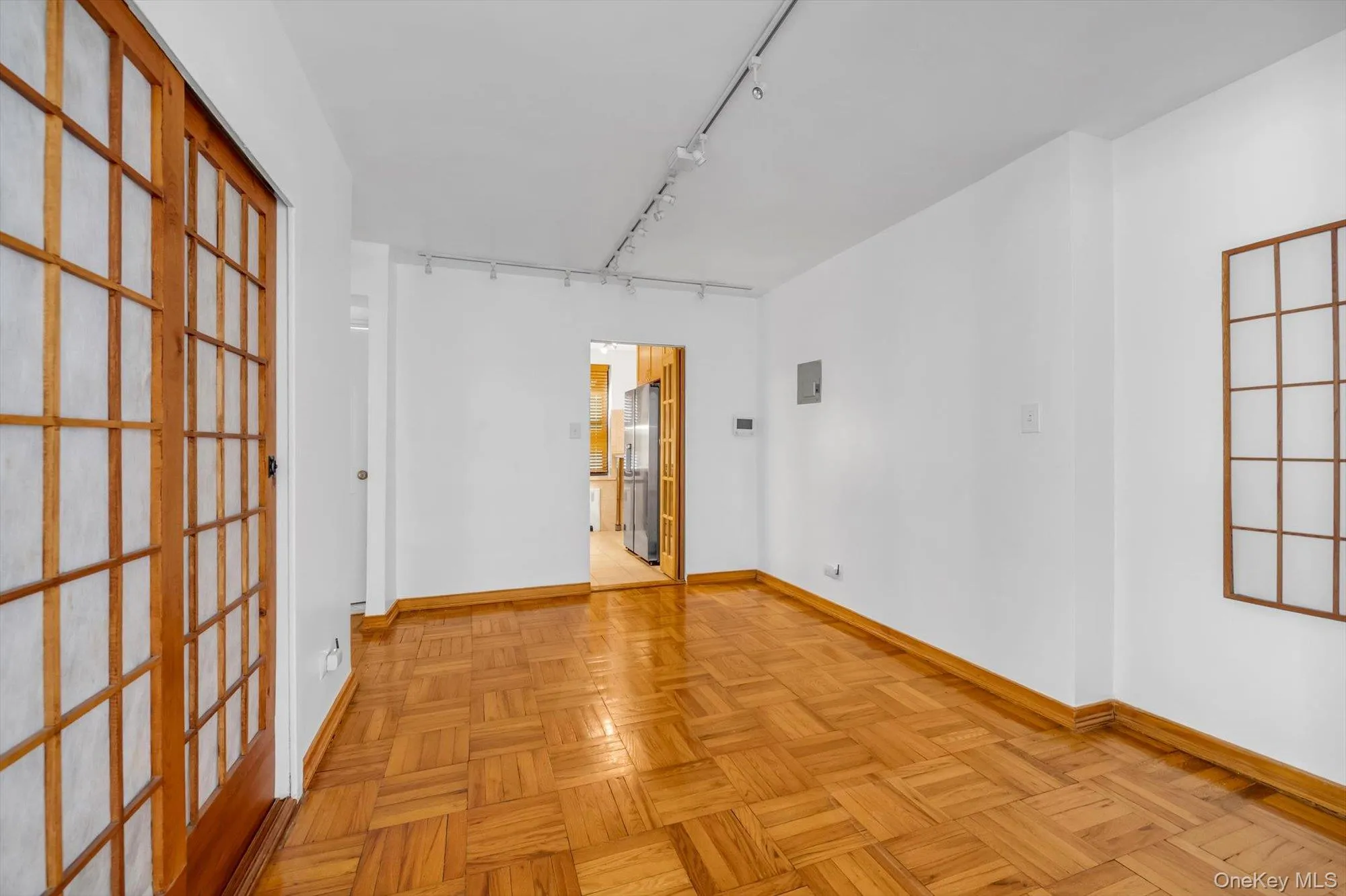32-20 89th Street, New York, NY, 2 Bedrooms Bedrooms, 5 Rooms Rooms,1 BathroomBathrooms,Residential,For Rent,89th,0,1015167 32-20 89th Street, New York, NY, 2 Bedrooms Bedrooms, 5 Rooms Rooms,1 BathroomBathrooms,Residential,For Rent,89th,0,1015167