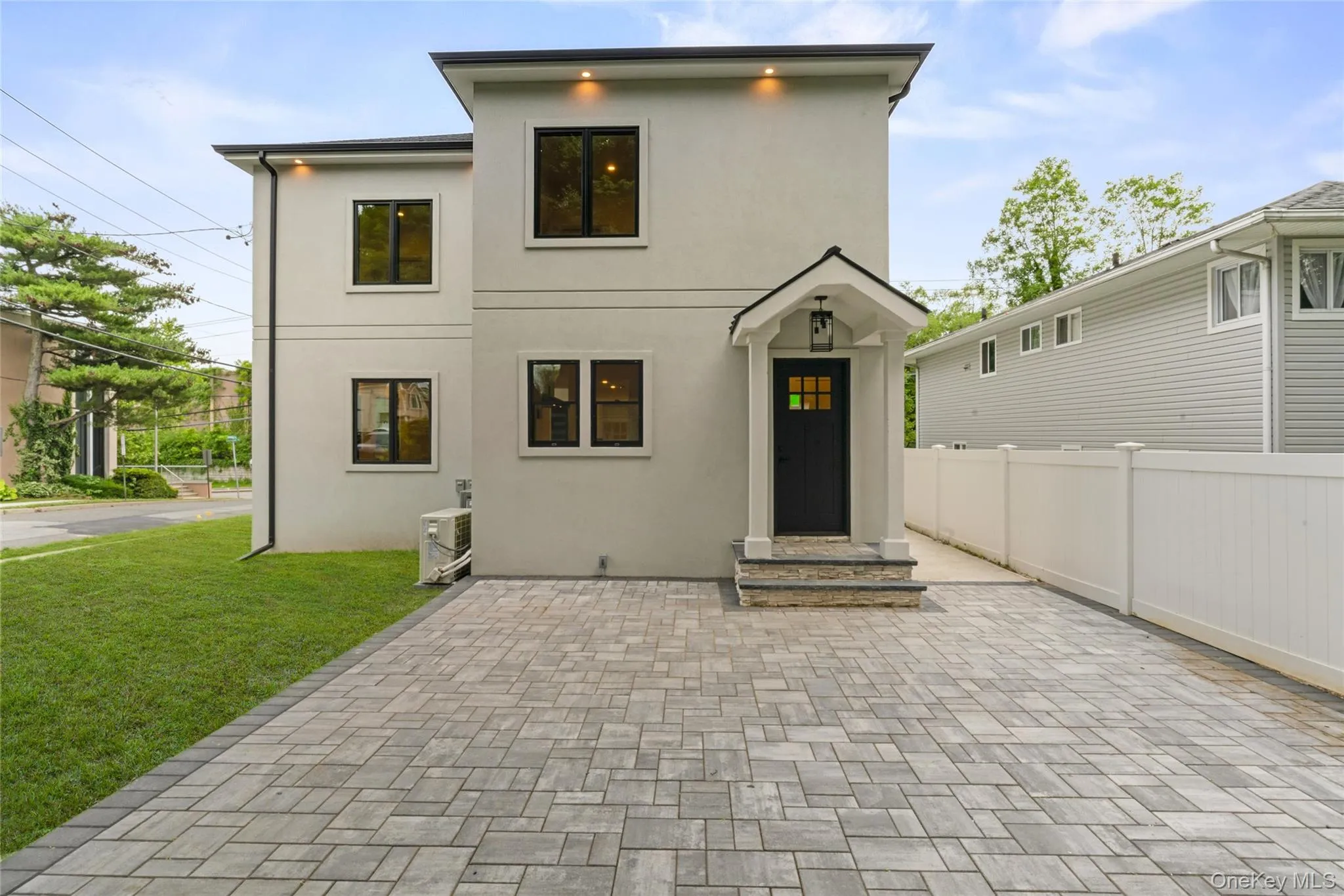 29 Garfield Place, North Hempstead, NY, 4 Bedrooms Bedrooms, 12 Rooms Rooms,3 BathroomsBathrooms,Residential,For Rent,Garfield,0,1015170 29 Garfield Place, North Hempstead, NY, 4 Bedrooms Bedrooms, 12 Rooms Rooms,3 BathroomsBathrooms,Residential,For Rent,Garfield,0,1015170