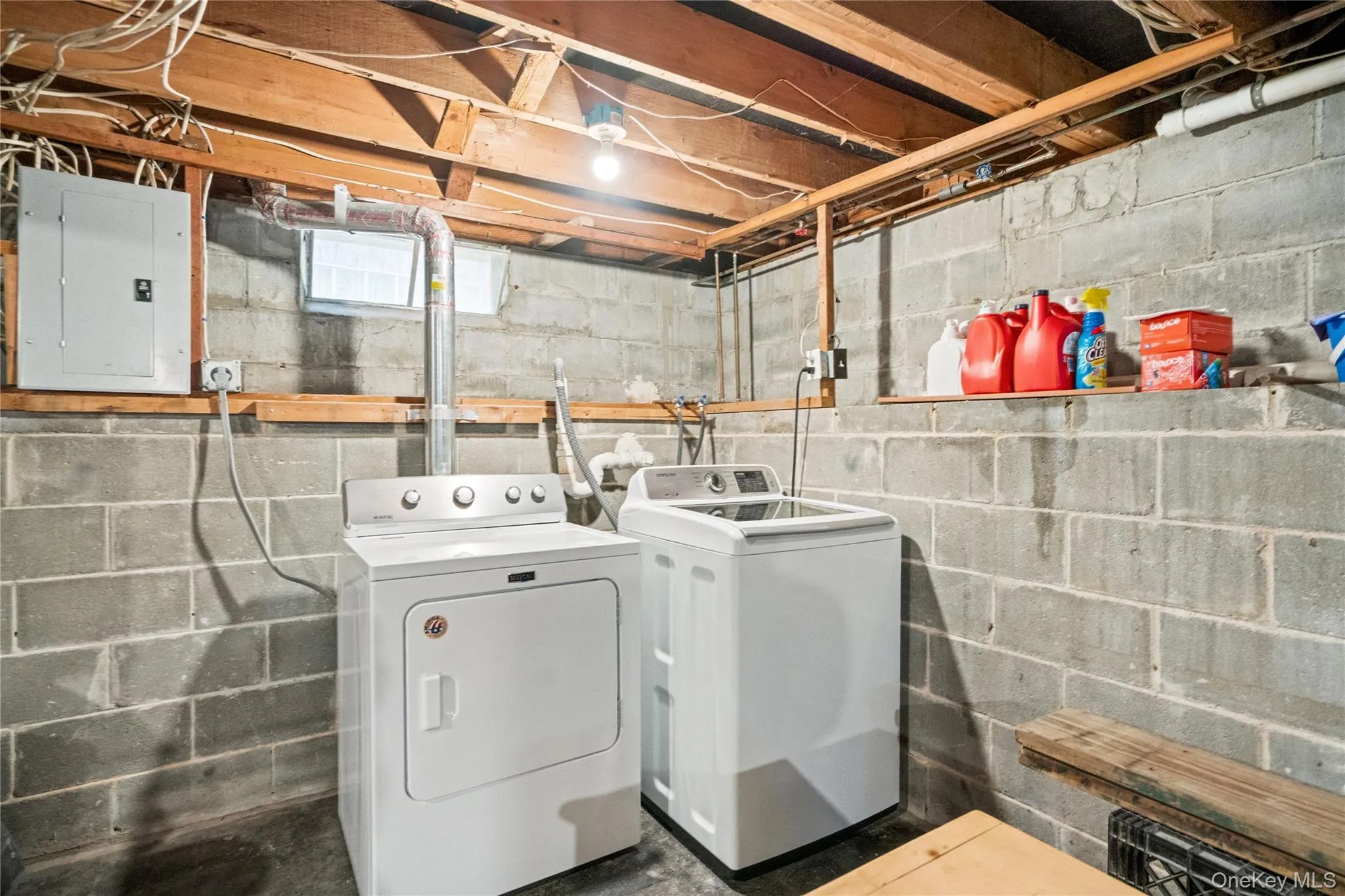 32 Juniper Avenue, Brookhaven, NY, 2 Bedrooms Bedrooms, 4 Rooms Rooms,1 BathroomBathrooms,Residential,For Rent,Juniper,0,1015172 32 Juniper Avenue, Brookhaven, NY, 2 Bedrooms Bedrooms, 4 Rooms Rooms,1 BathroomBathrooms,Residential,For Rent,Juniper,0,1015172
