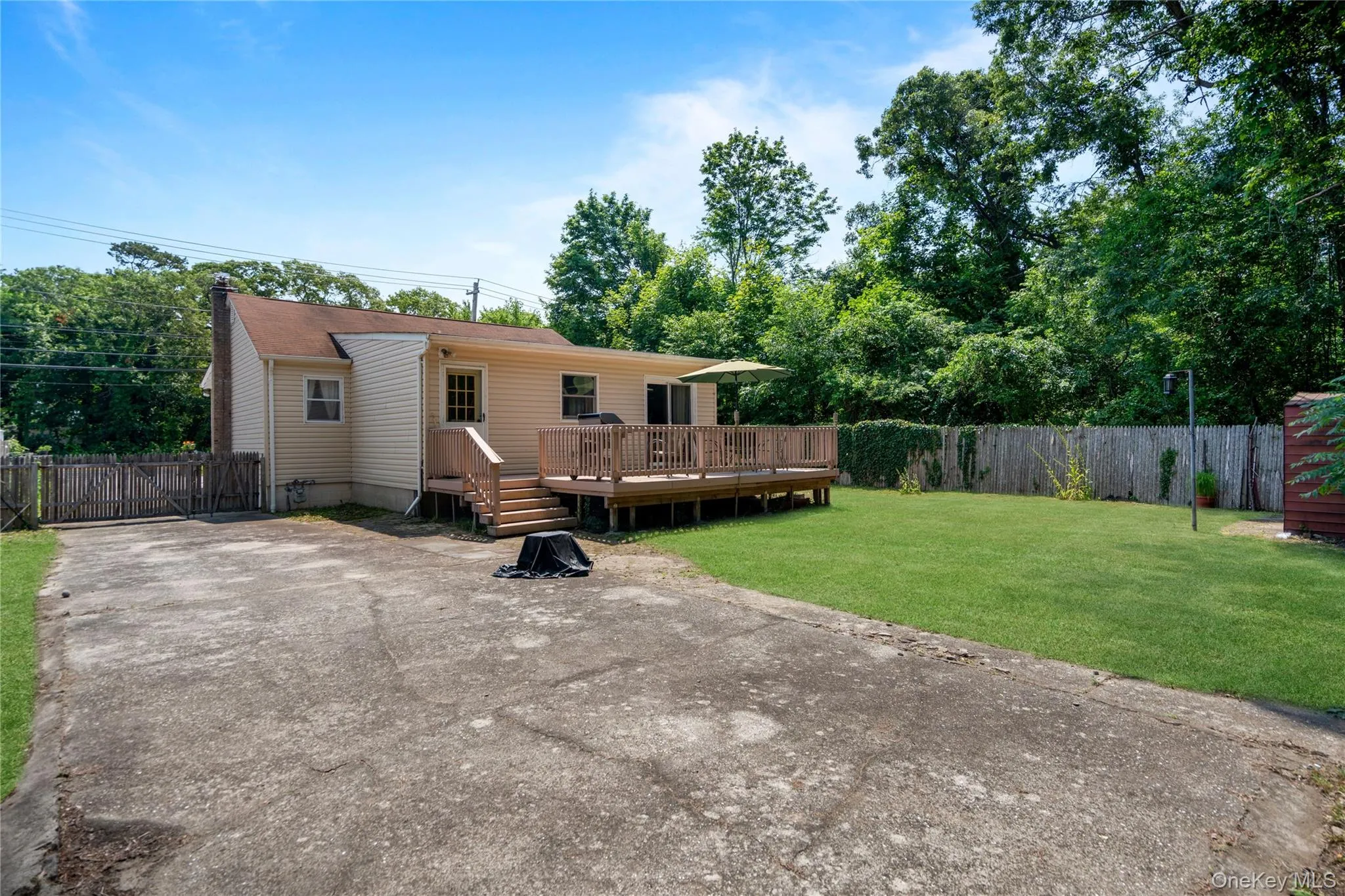 32 Juniper Avenue, Brookhaven, NY, 2 Bedrooms Bedrooms, 5 Rooms Rooms,1 BathroomBathrooms,Residential,For Rent,Juniper,0,1015172 32 Juniper Avenue, Brookhaven, NY, 2 Bedrooms Bedrooms, 5 Rooms Rooms,1 BathroomBathrooms,Residential,For Rent,Juniper,0,1015172