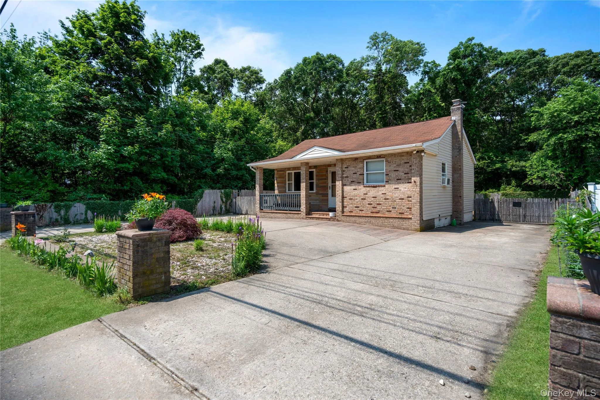32 Juniper Avenue, Brookhaven, NY, 2 Bedrooms Bedrooms, 5 Rooms Rooms,1 BathroomBathrooms,Residential,For Rent,Juniper,0,1015172 32 Juniper Avenue, Brookhaven, NY, 2 Bedrooms Bedrooms, 5 Rooms Rooms,1 BathroomBathrooms,Residential,For Rent,Juniper,0,1015172