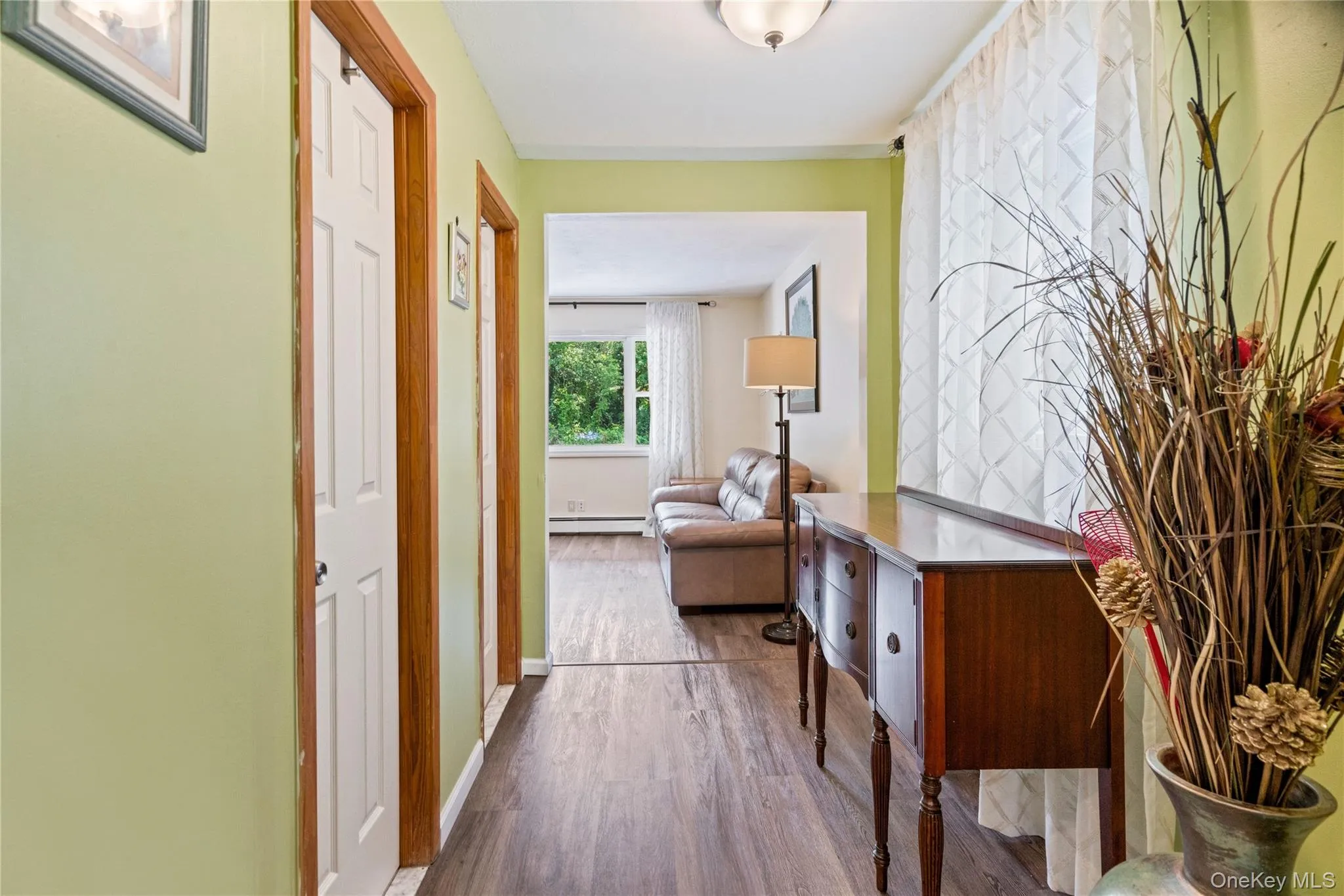 32 Juniper Avenue, Brookhaven, NY, 2 Bedrooms Bedrooms, 5 Rooms Rooms,1 BathroomBathrooms,Residential,For Rent,Juniper,0,1015172 32 Juniper Avenue, Brookhaven, NY, 2 Bedrooms Bedrooms, 5 Rooms Rooms,1 BathroomBathrooms,Residential,For Rent,Juniper,0,1015172