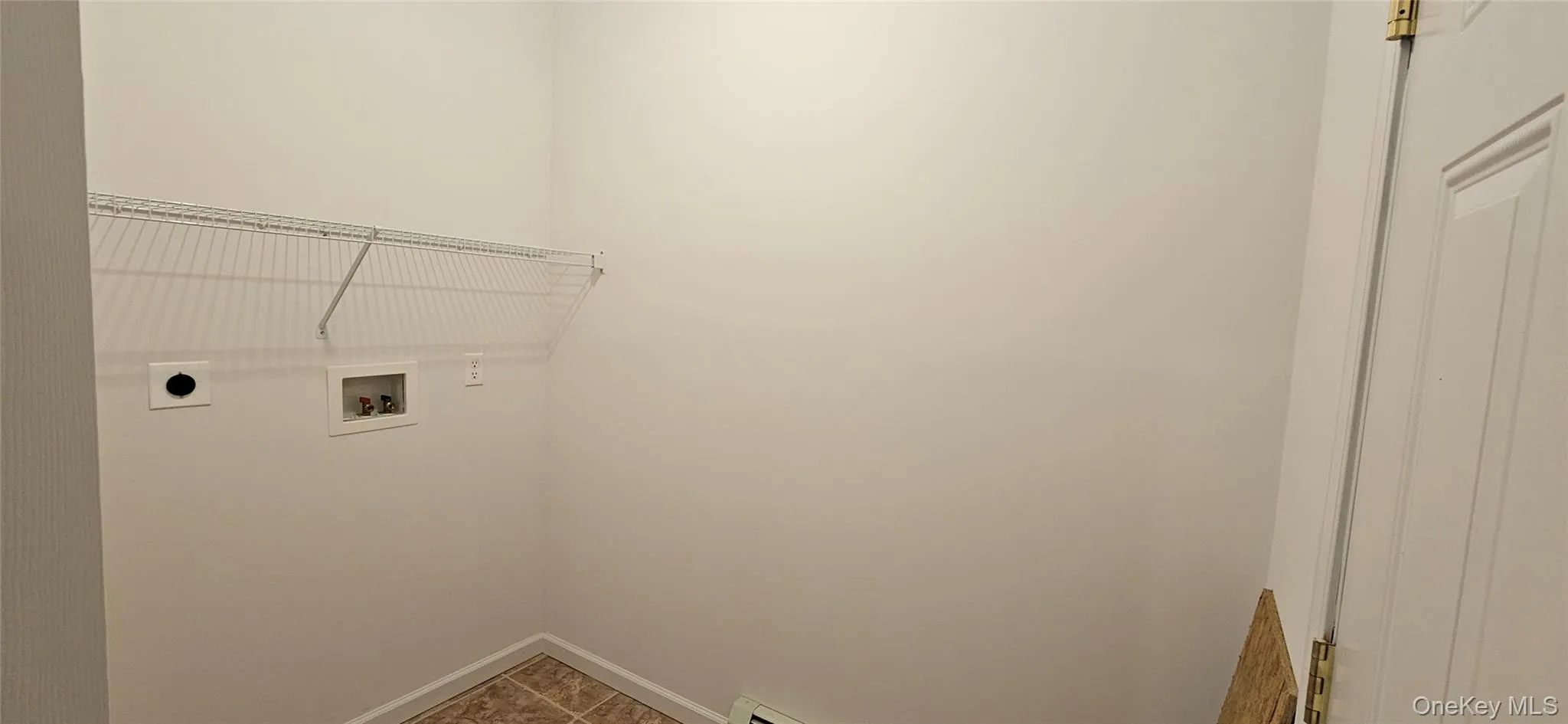 14 Trotter Lane, New Windsor, NY, 4 Bedrooms Bedrooms, 10 Rooms Rooms,2 BathroomsBathrooms,Residential,For Rent,Trotter,0,KEY1015197 14 Trotter Lane, New Windsor, NY, 4 Bedrooms Bedrooms, 10 Rooms Rooms,2 BathroomsBathrooms,Residential,For Rent,Trotter,0,KEY1015197