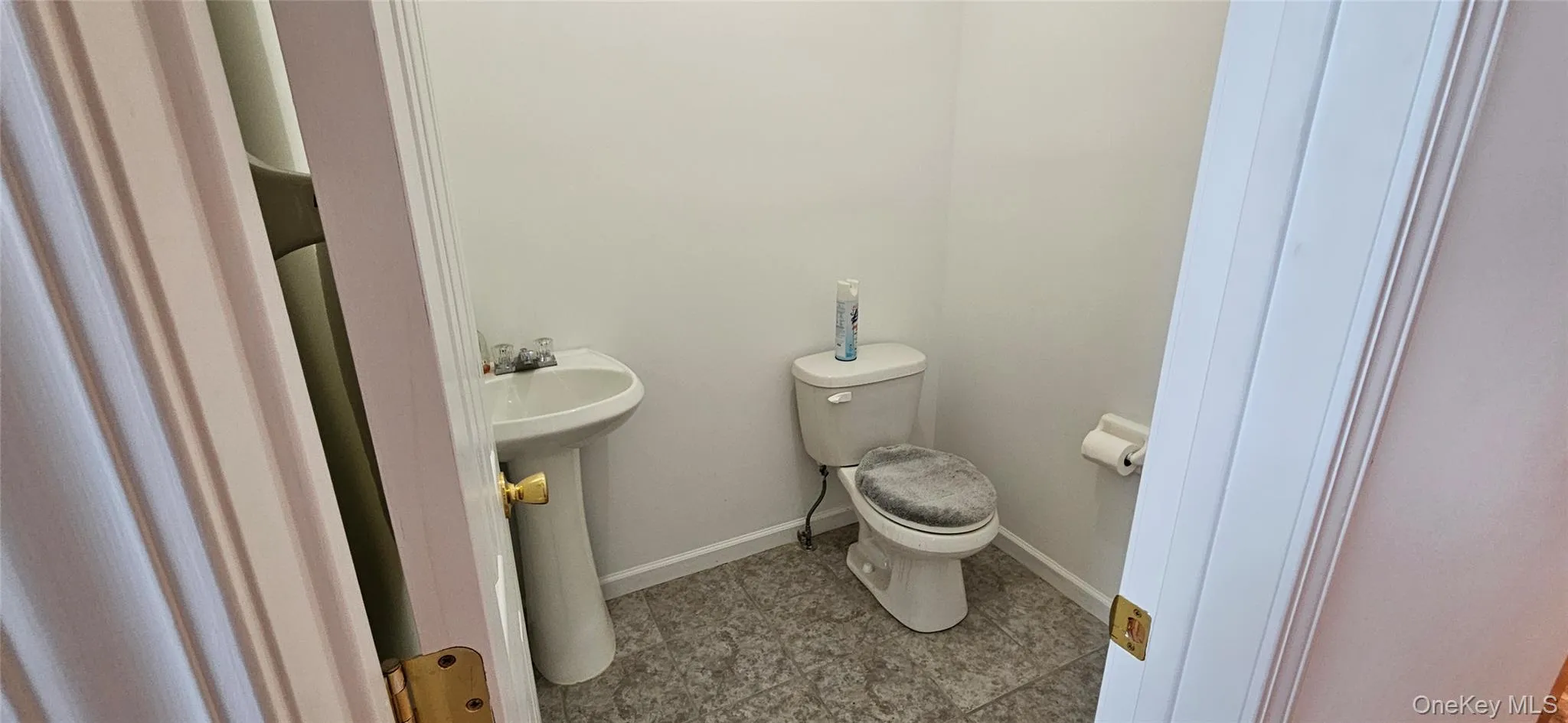 14 Trotter Lane, New Windsor, NY, 4 Bedrooms Bedrooms, 10 Rooms Rooms,2 BathroomsBathrooms,Residential,For Rent,Trotter,0,KEY1015197 14 Trotter Lane, New Windsor, NY, 4 Bedrooms Bedrooms, 10 Rooms Rooms,2 BathroomsBathrooms,Residential,For Rent,Trotter,0,KEY1015197
