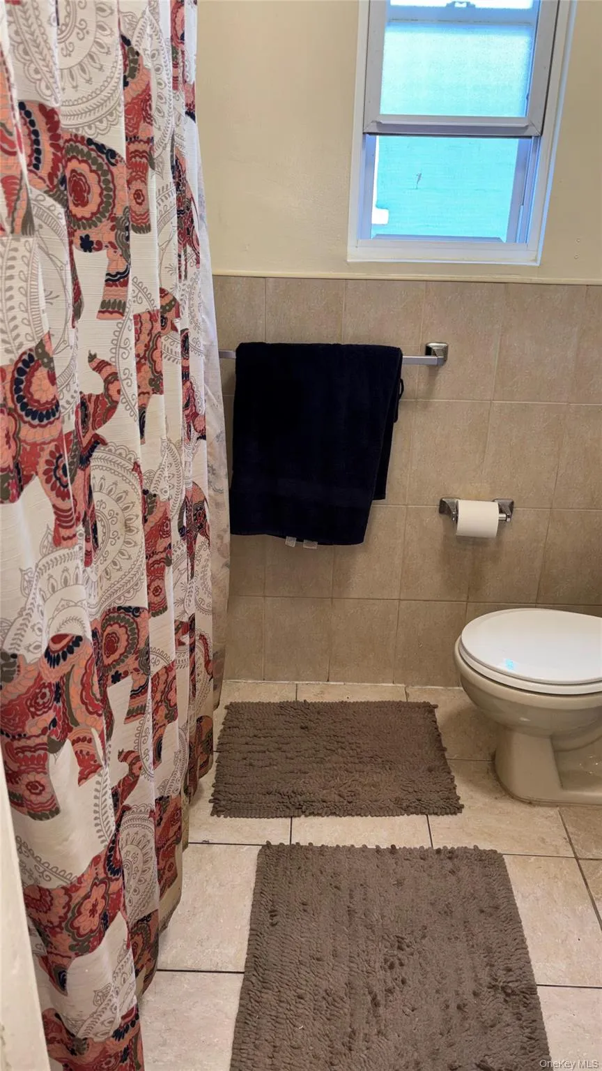1004 Lenox Road, New York, NY, 3 Bedrooms Bedrooms, 5 Rooms Rooms,1 BathroomBathrooms,Residential Lease,For Rent,Lenox,0,1015199 1004 Lenox Road, New York, NY, 3 Bedrooms Bedrooms, 5 Rooms Rooms,1 BathroomBathrooms,Residential Lease,For Rent,Lenox,0,1015199