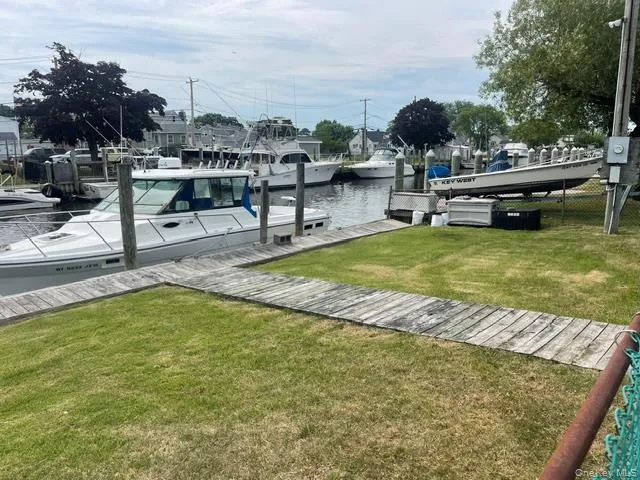 Boat Berth Riviera Drive, Babylon, NY, ,Land,For Rent,Boat Berth Riviera,0,1015200 Boat Berth Riviera Drive, Babylon, NY, ,Land,For Rent,Boat Berth Riviera,0,1015200