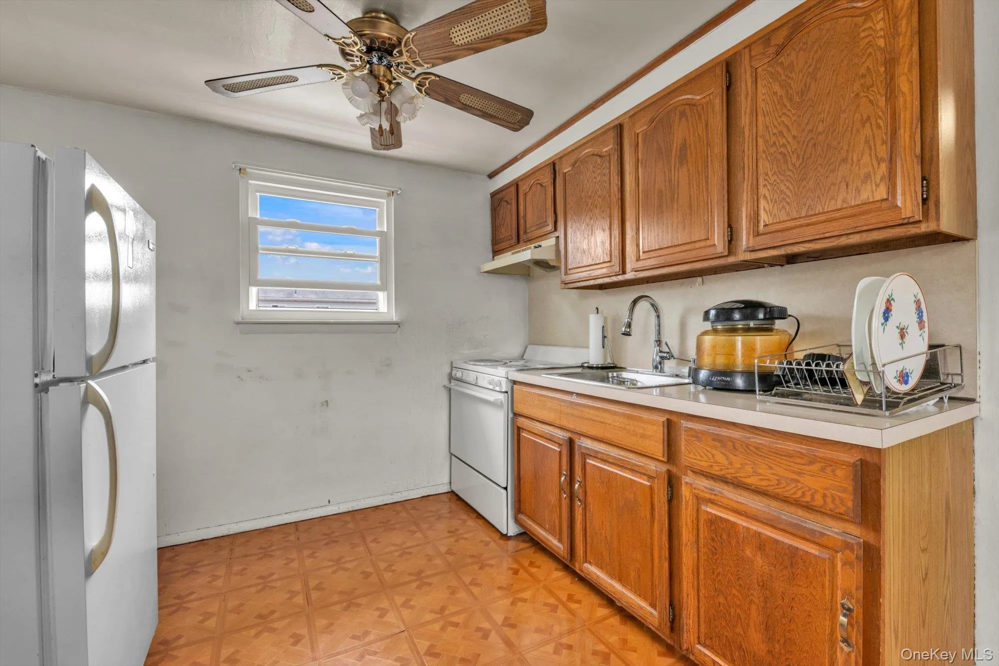 1389 B Street, Hempstead, NY, 3 Bedrooms Bedrooms, 8 Rooms Rooms,2 BathroomsBathrooms,Residential,For Rent,B,0,1015203 1389 B Street, Hempstead, NY, 3 Bedrooms Bedrooms, 8 Rooms Rooms,2 BathroomsBathrooms,Residential,For Rent,B,0,1015203