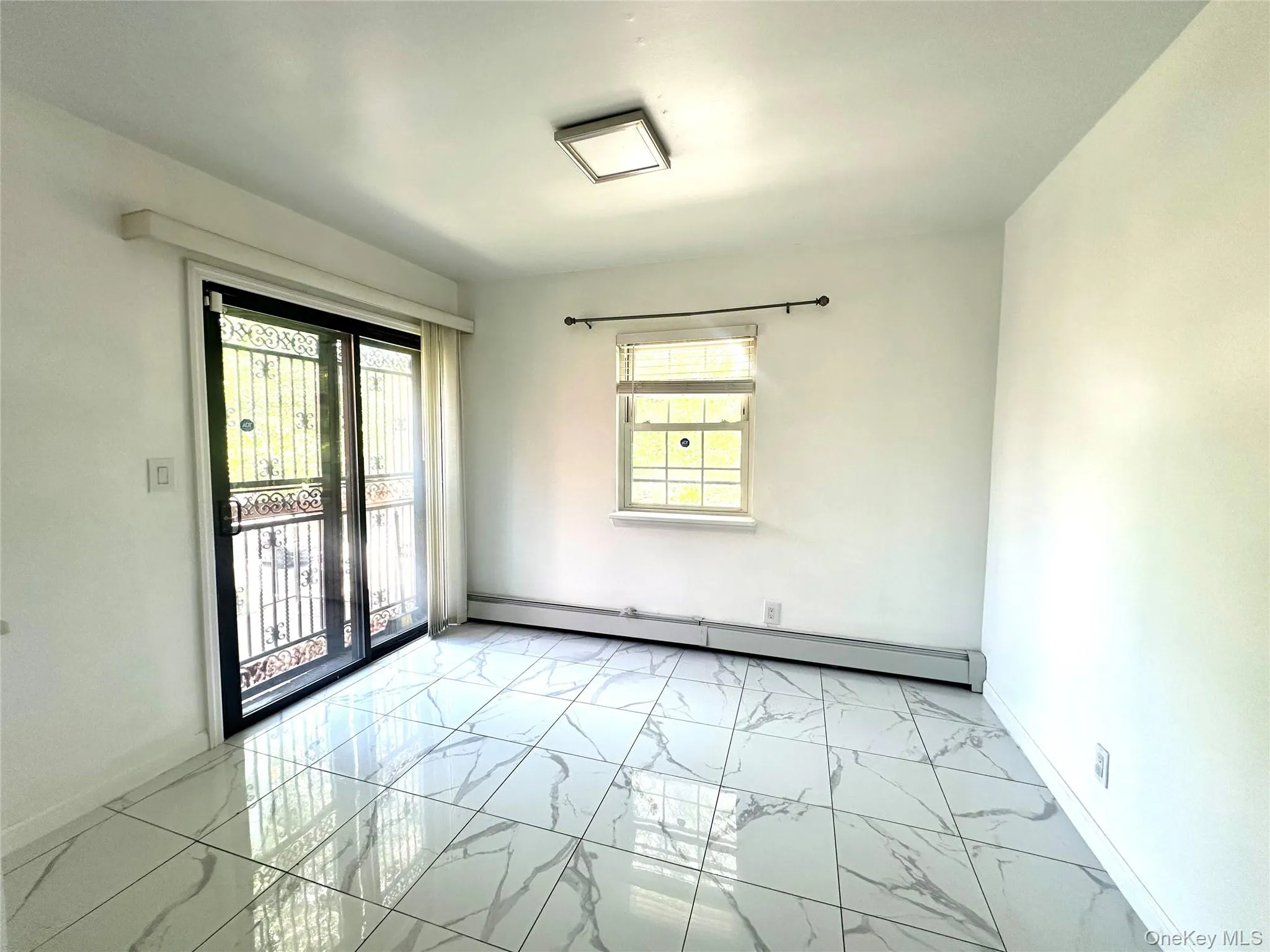 120-25 Ketch Court, New York, NY, 3 Bedrooms Bedrooms, 7 Rooms Rooms,2 BathroomsBathrooms,Residential,For Rent,Ketch,0,1015207 120-25 Ketch Court, New York, NY, 3 Bedrooms Bedrooms, 7 Rooms Rooms,2 BathroomsBathrooms,Residential,For Rent,Ketch,0,1015207