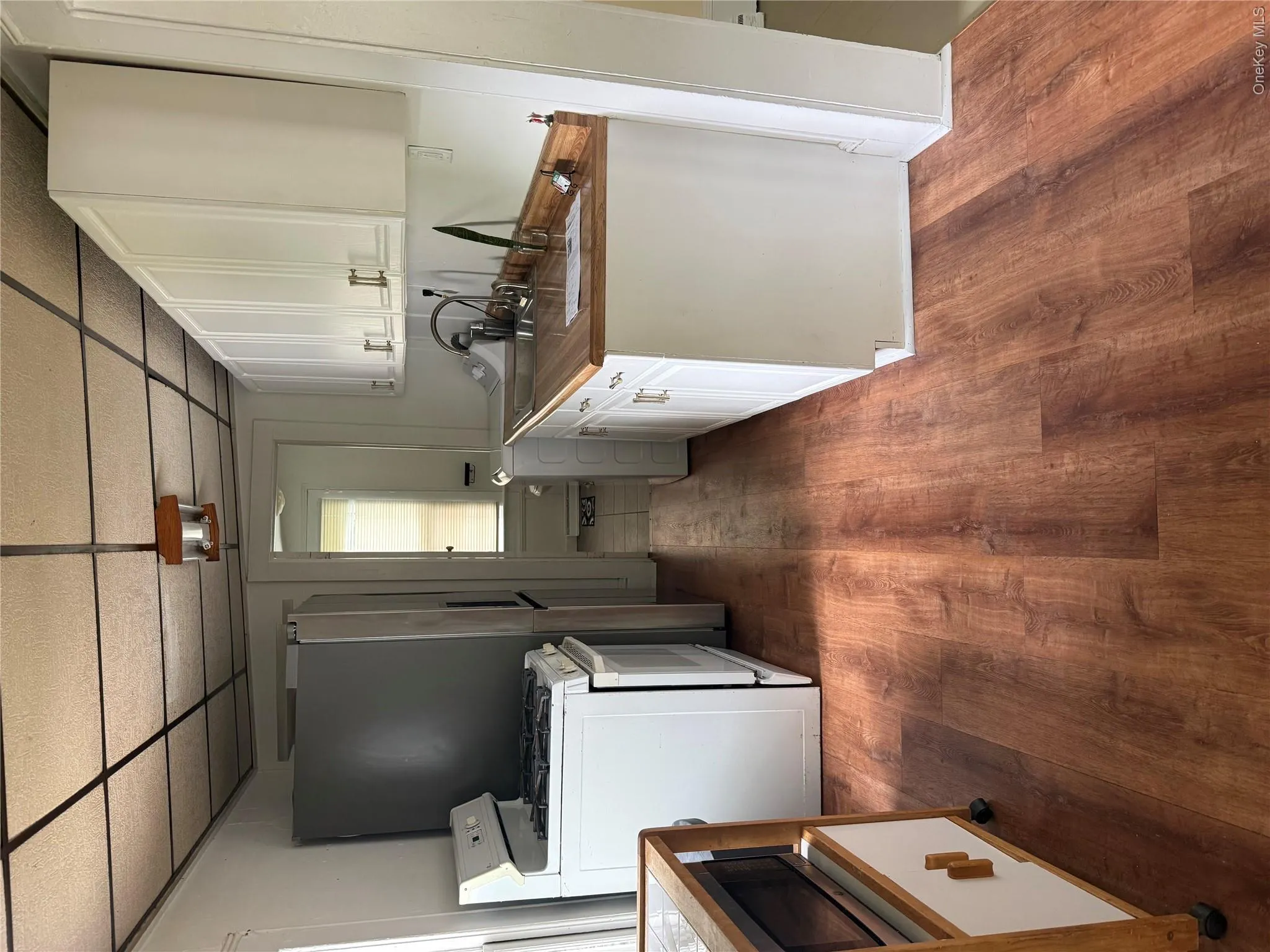240 Jersey Avenue, Warwick (town), NY, 2 Bedrooms Bedrooms, 5 Rooms Rooms,1 BathroomBathrooms,Residential Lease,For Rent,Jersey,0,1015208 240 Jersey Avenue, Warwick (town), NY, 2 Bedrooms Bedrooms, 5 Rooms Rooms,1 BathroomBathrooms,Residential Lease,For Rent,Jersey,0,1015208