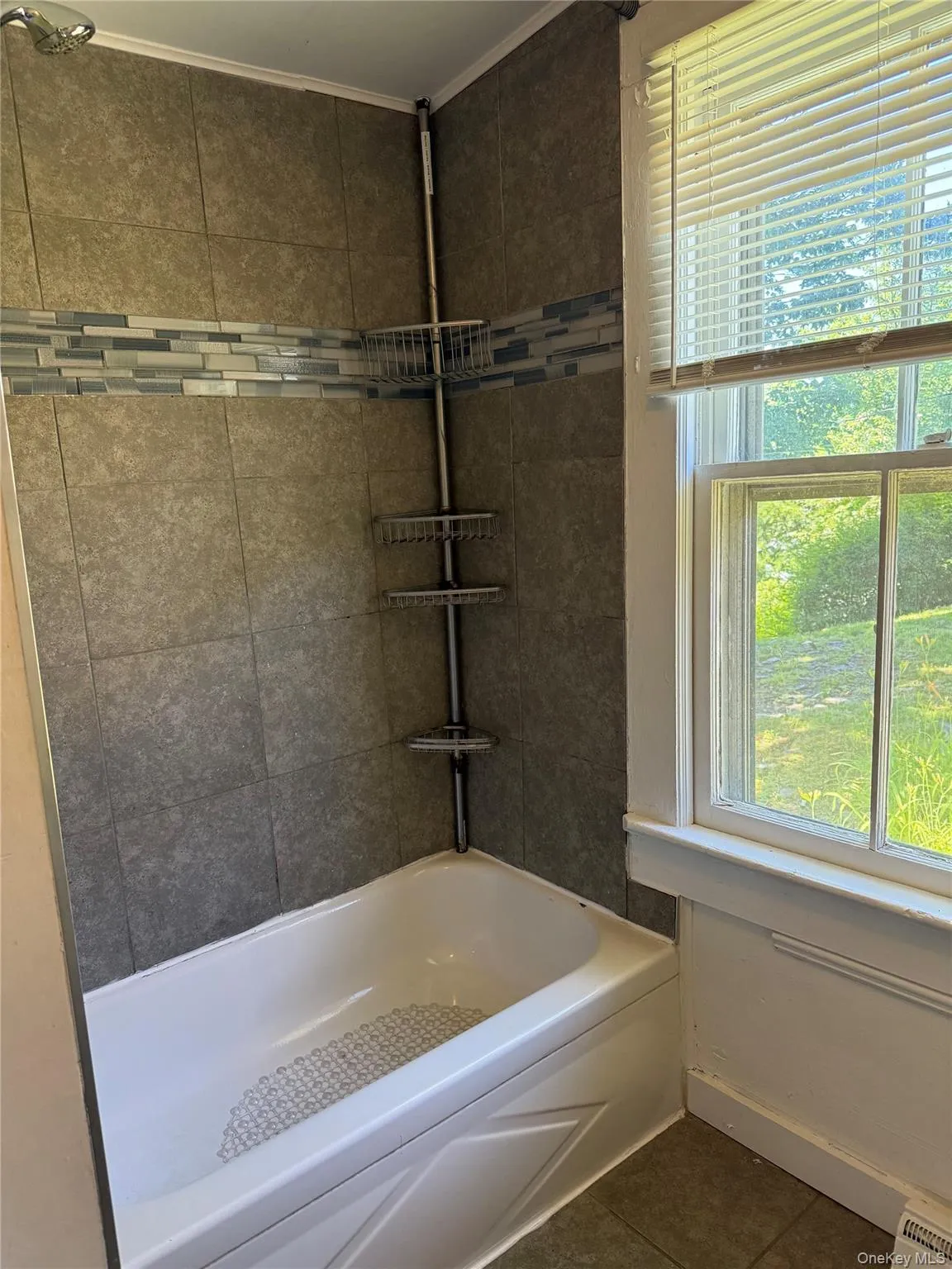 240 Jersey Avenue, Warwick (town), NY, 2 Bedrooms Bedrooms, 5 Rooms Rooms,1 BathroomBathrooms,Residential Lease,For Rent,Jersey,0,1015208 240 Jersey Avenue, Warwick (town), NY, 2 Bedrooms Bedrooms, 5 Rooms Rooms,1 BathroomBathrooms,Residential Lease,For Rent,Jersey,0,1015208
