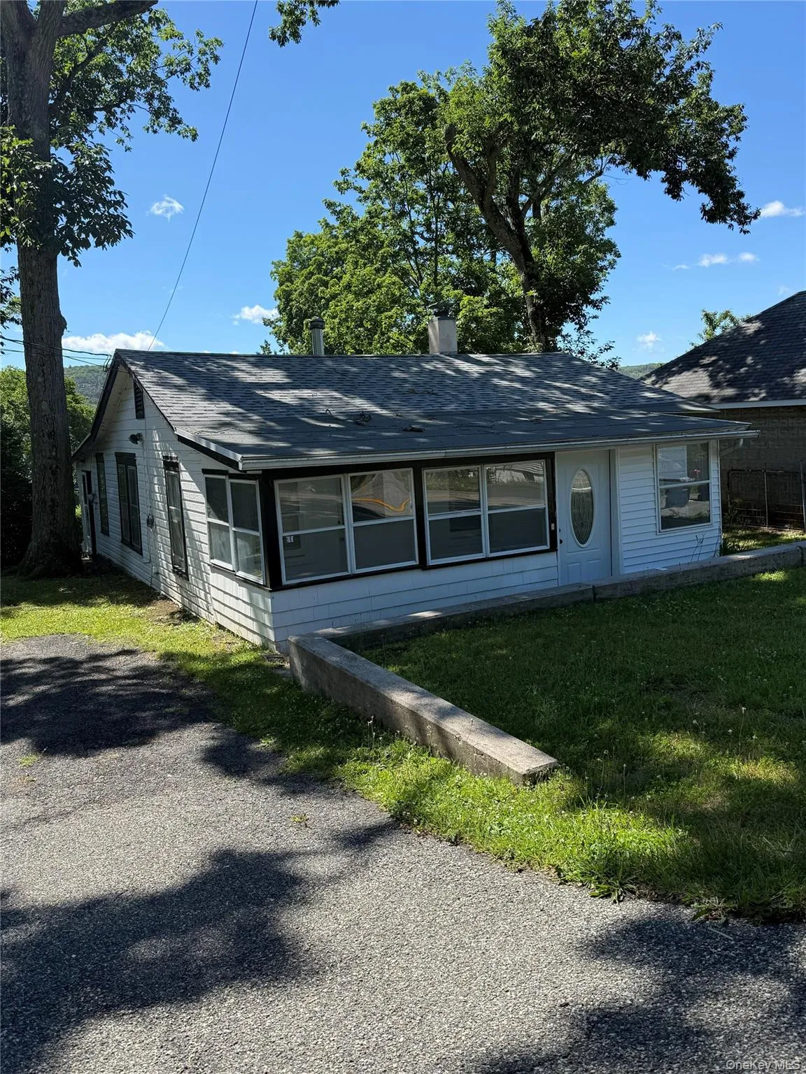 240 Jersey Avenue, Warwick (town), NY, 2 Bedrooms Bedrooms, 5 Rooms Rooms,1 BathroomBathrooms,Residential Lease,For Rent,Jersey,0,1015208 240 Jersey Avenue, Warwick (town), NY, 2 Bedrooms Bedrooms, 5 Rooms Rooms,1 BathroomBathrooms,Residential Lease,For Rent,Jersey,0,1015208
